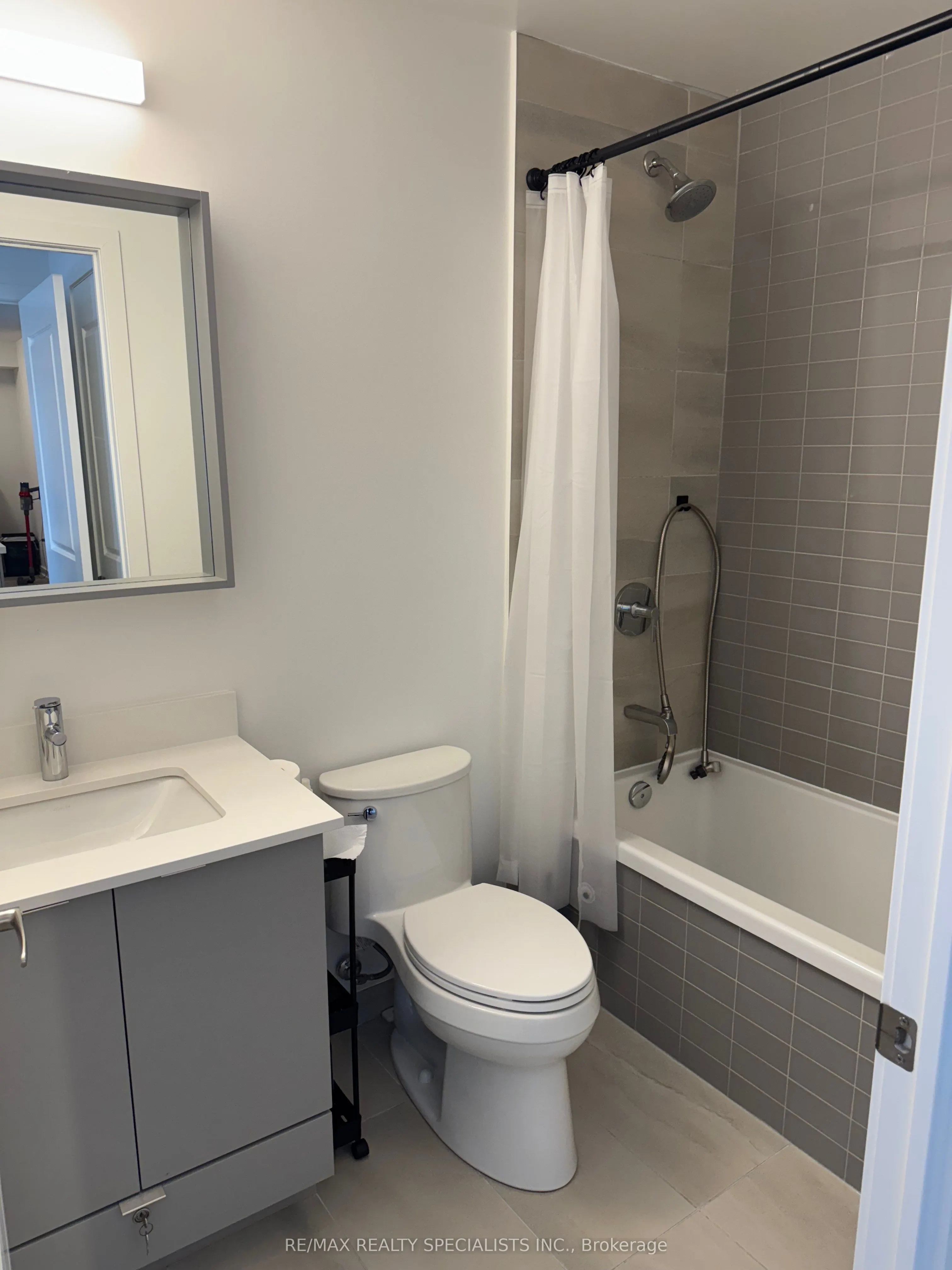 4675 Metcalfe Avenue, #307