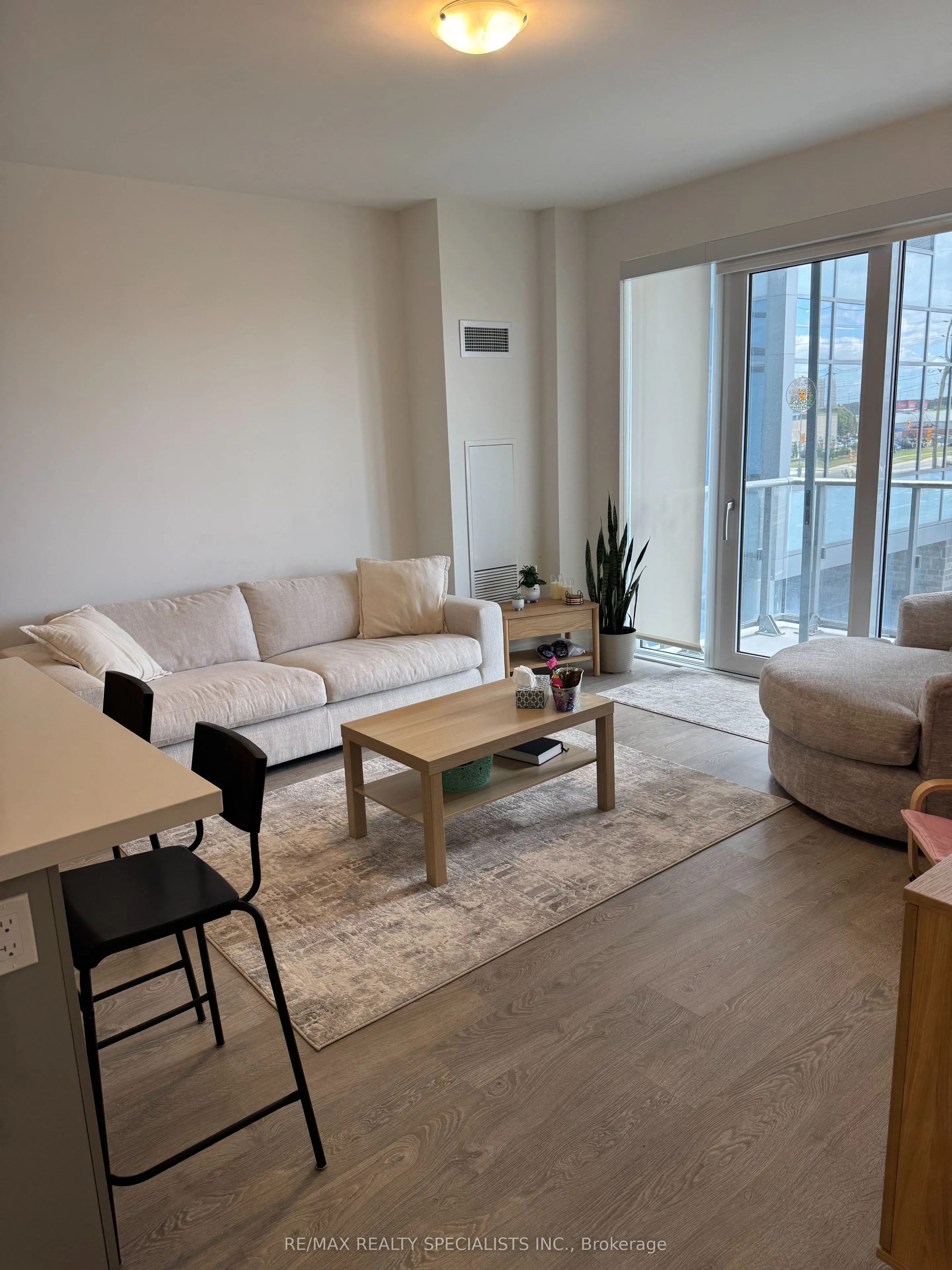 4675 Metcalfe Avenue, #307