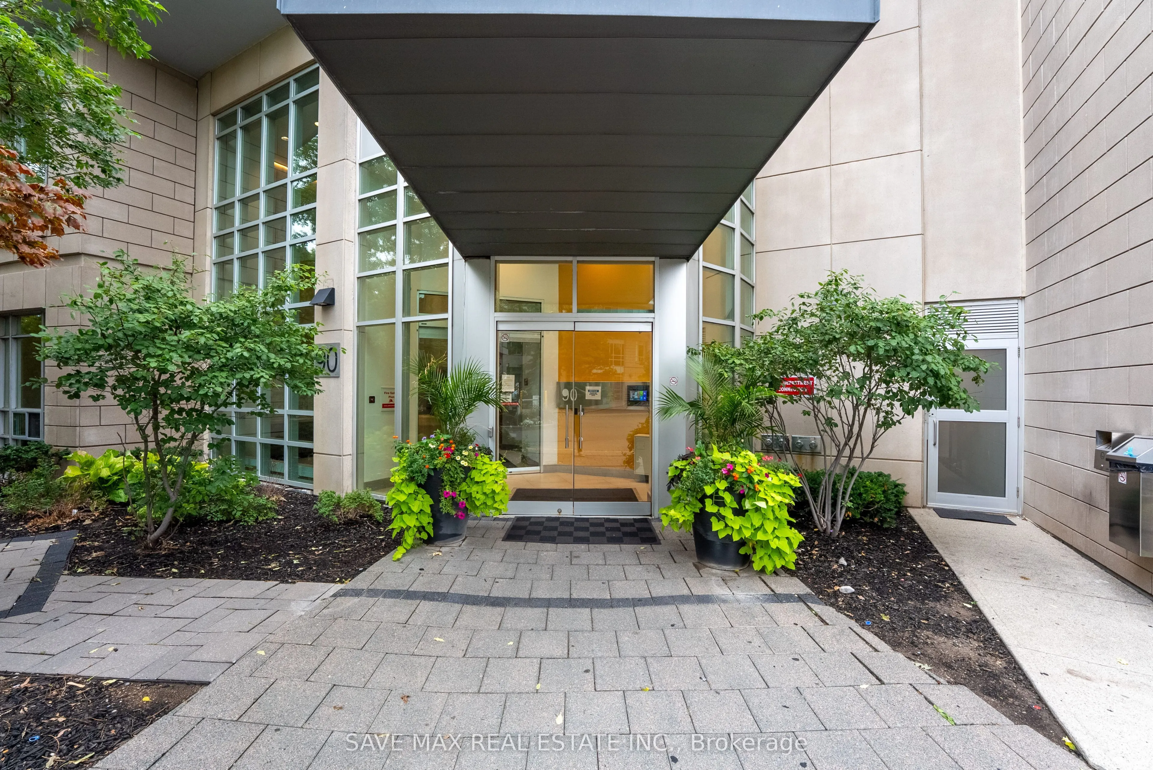 90 Absolute Avenue, #1907