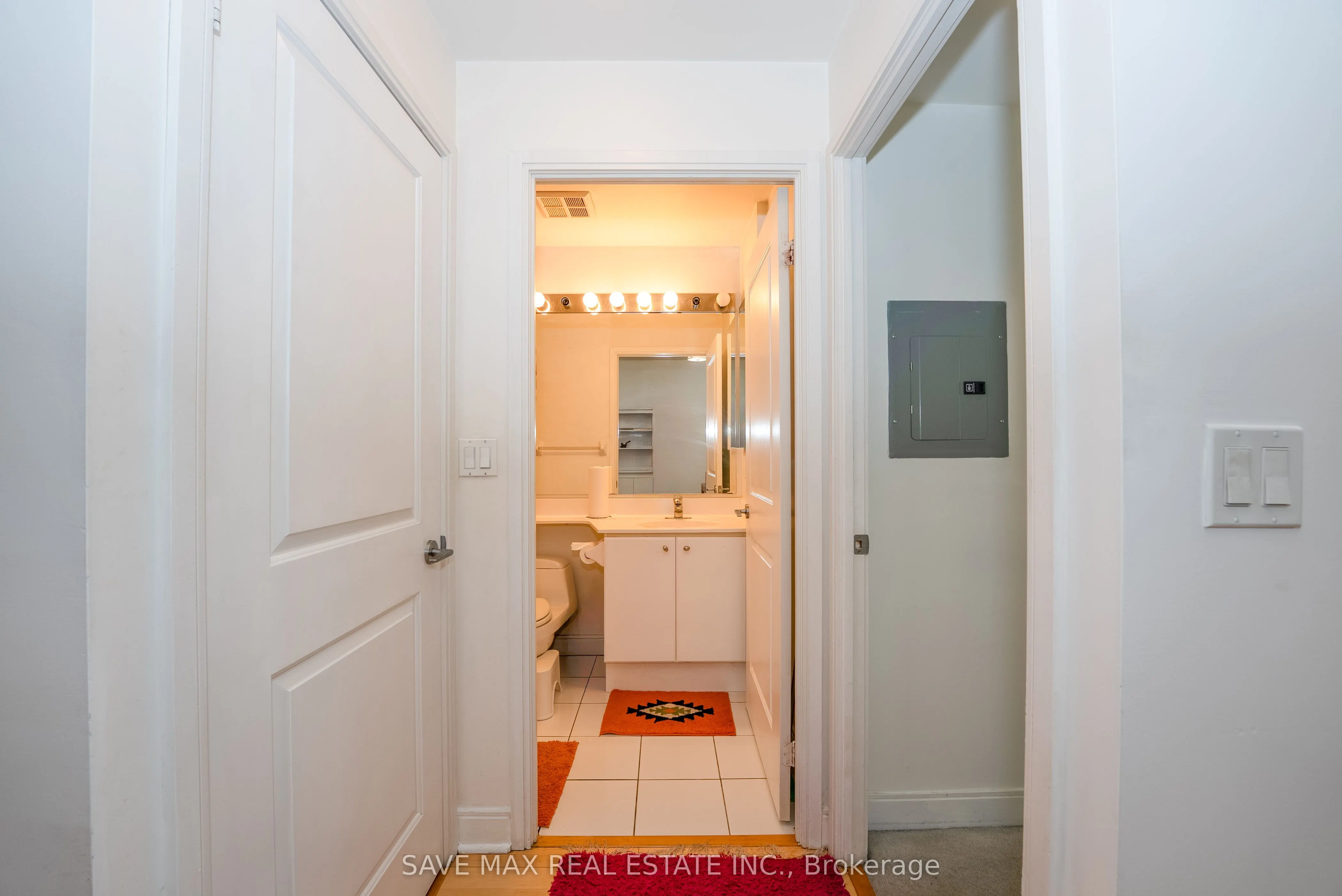 90 Absolute Avenue, #1907
