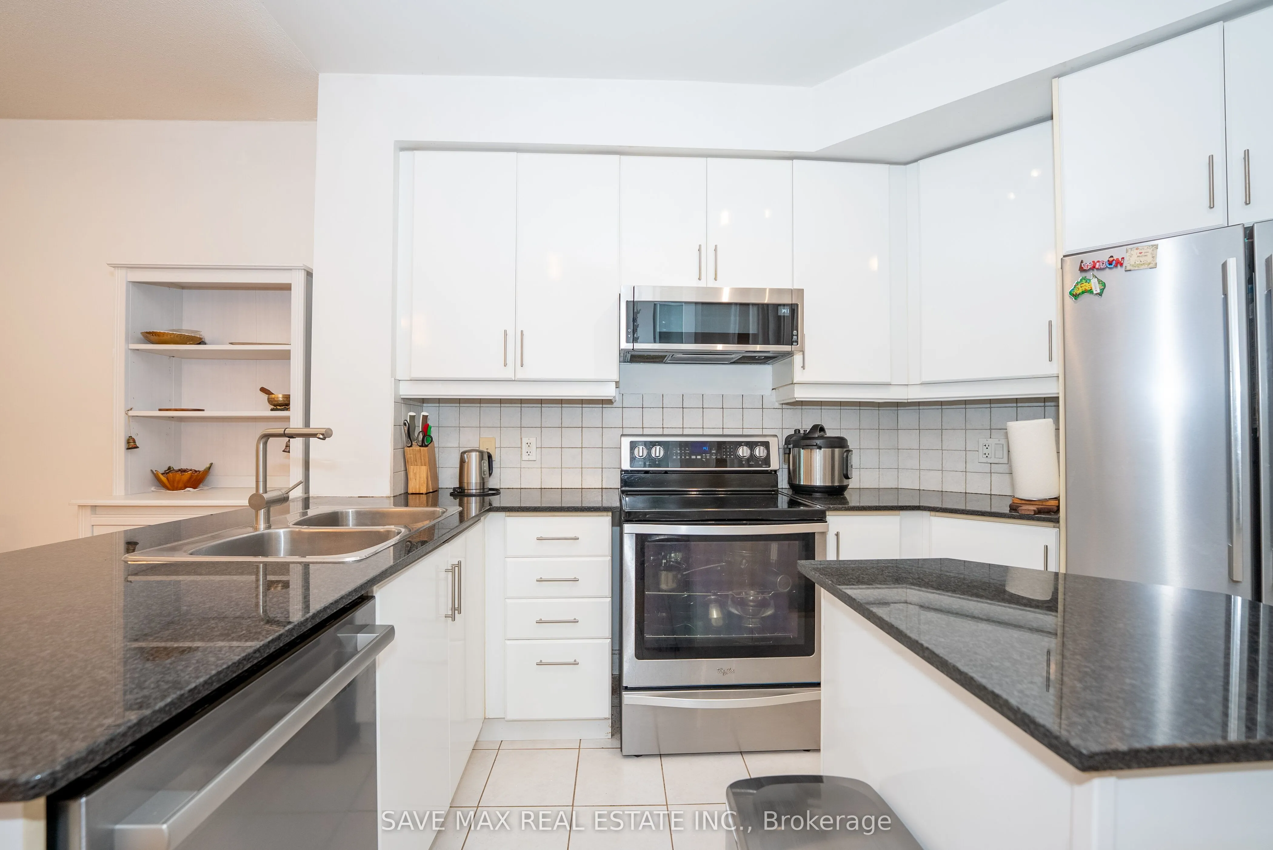 90 Absolute Avenue, #1907
