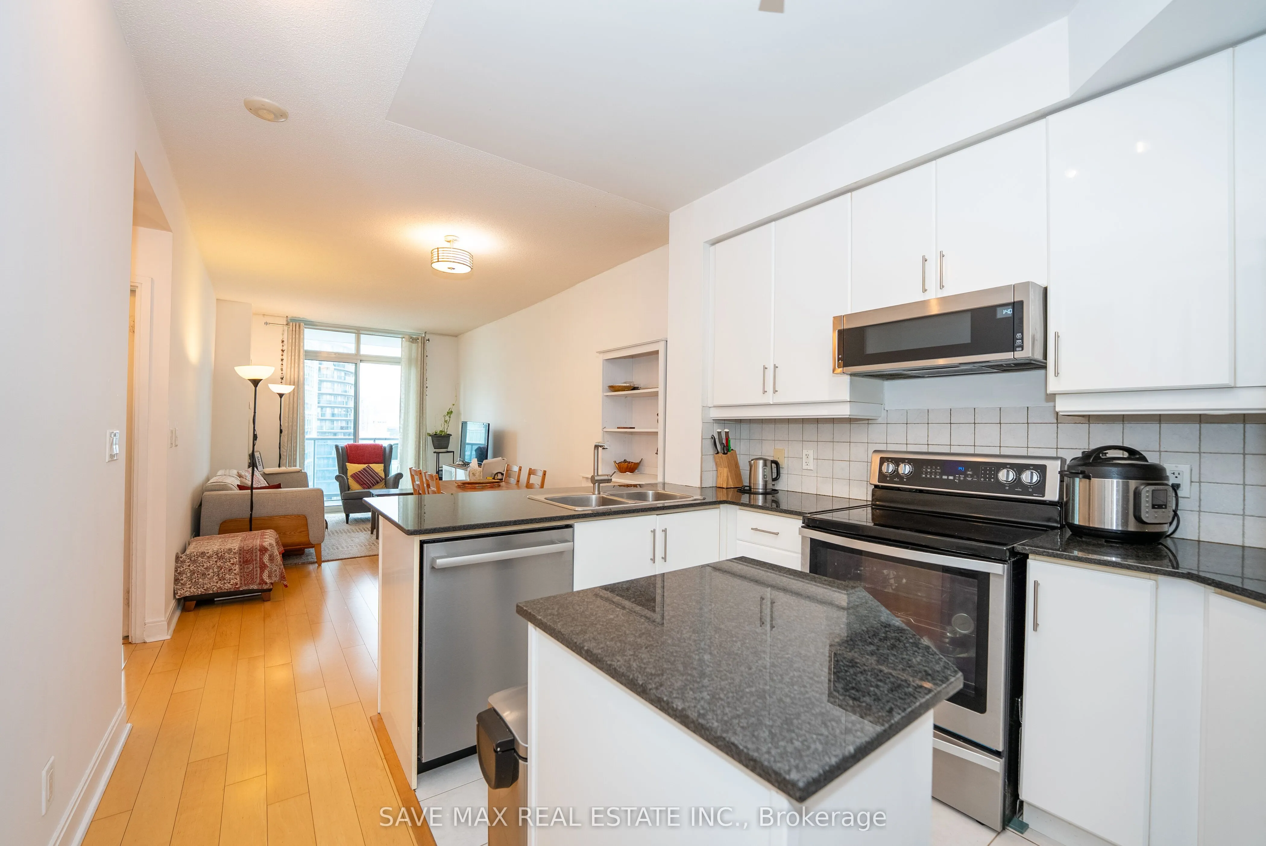 90 Absolute Avenue, #1907