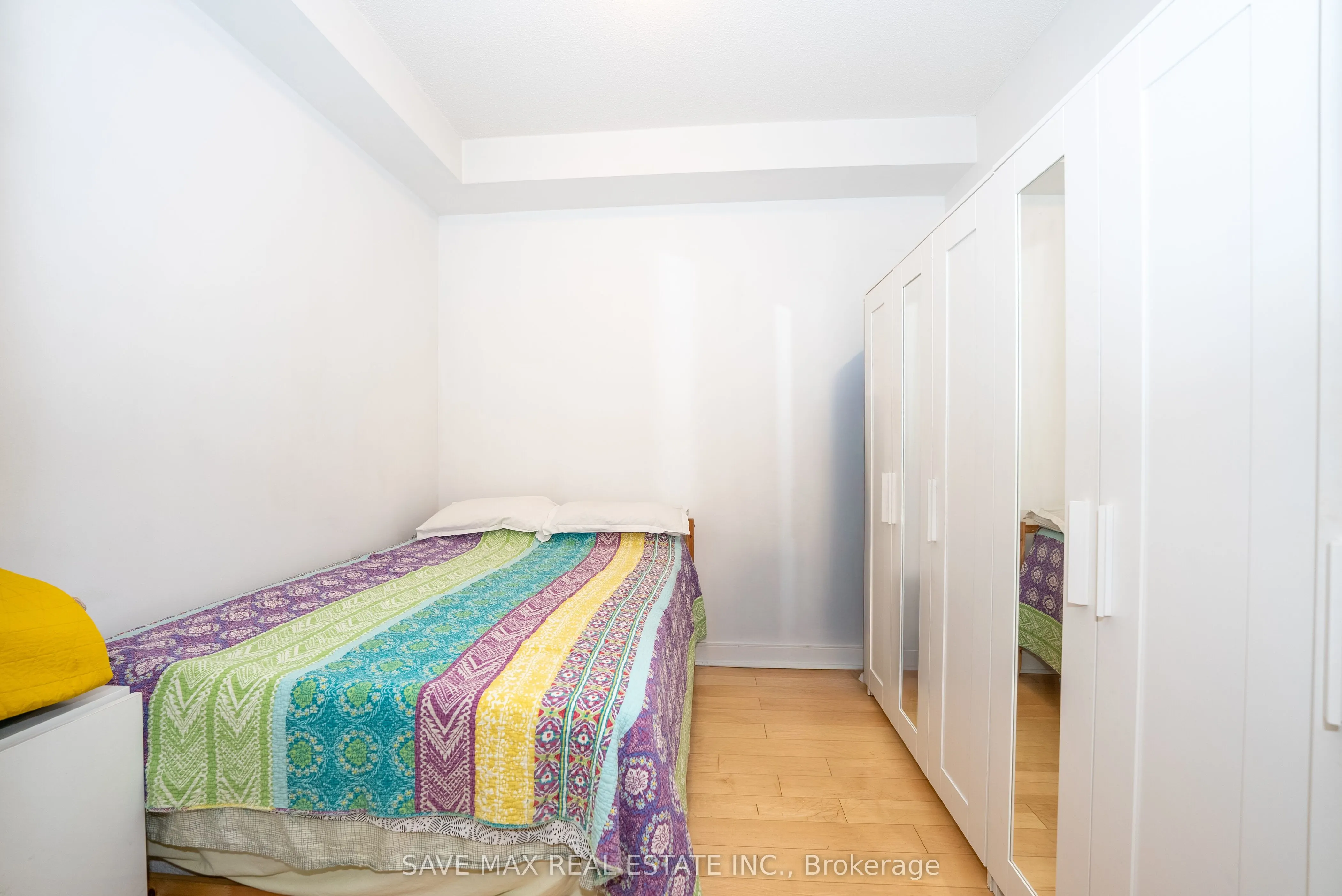 90 Absolute Avenue, #1907