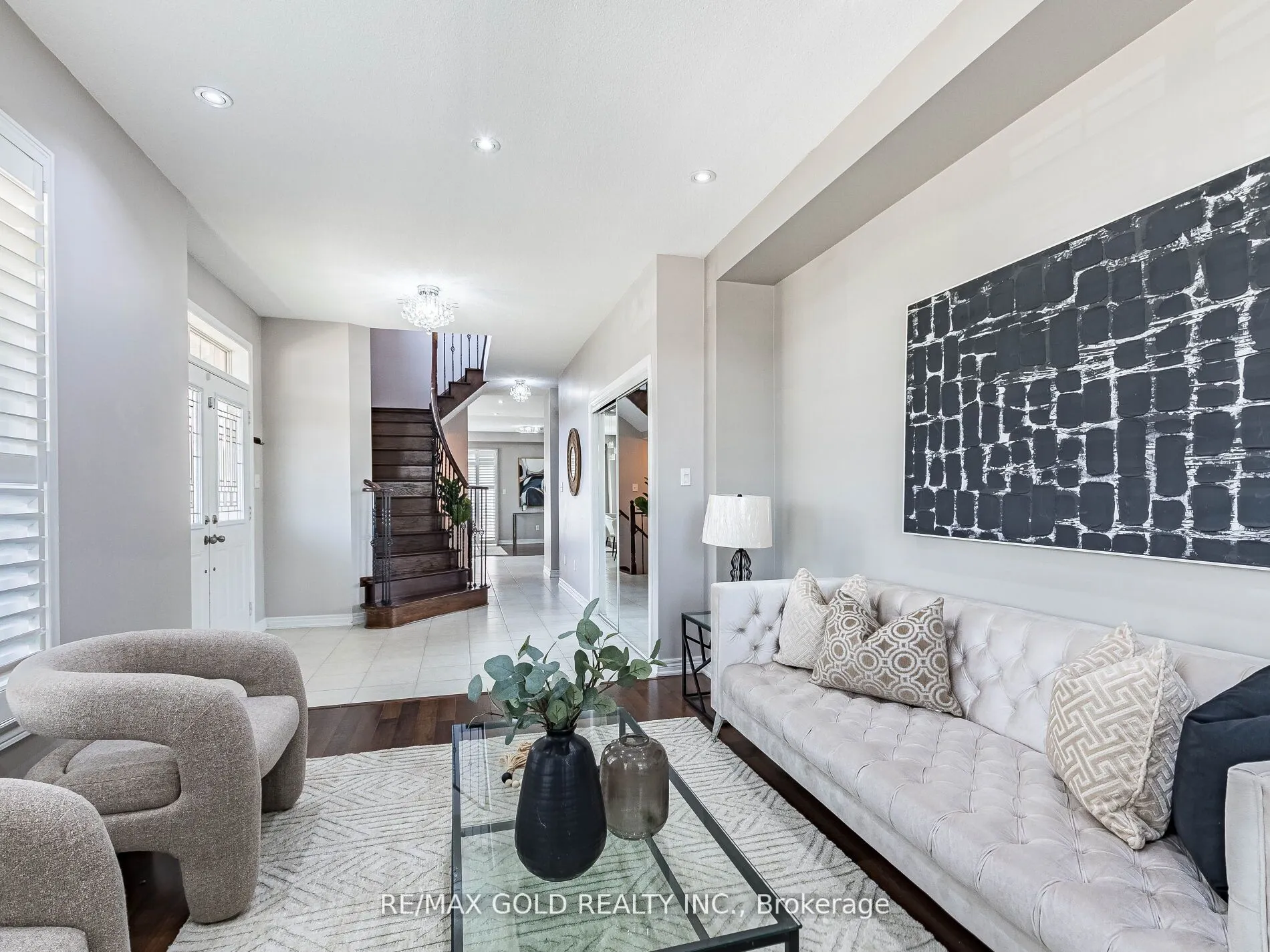 37 Kempenfelt Drive