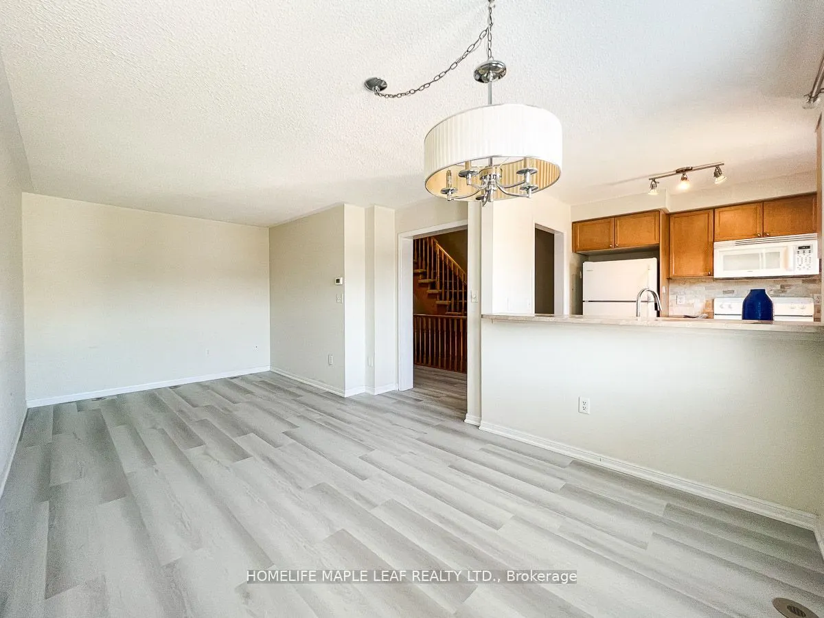 3159 Stornoway Circle