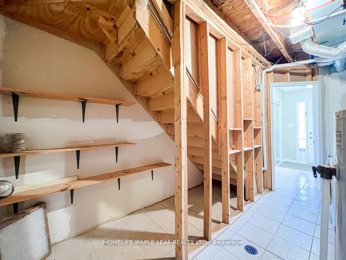 3159 Stornoway Circle