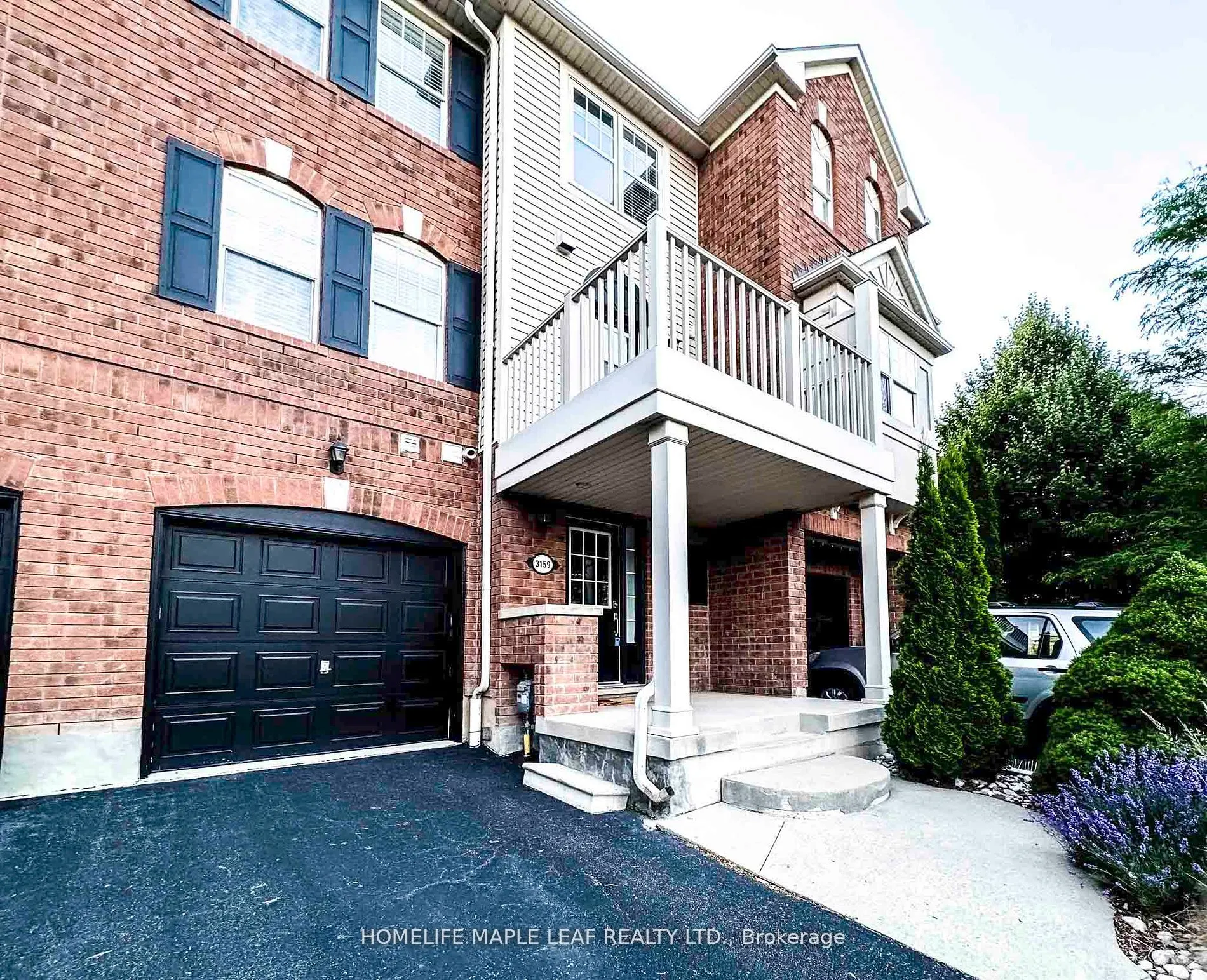 3159 Stornoway Circle