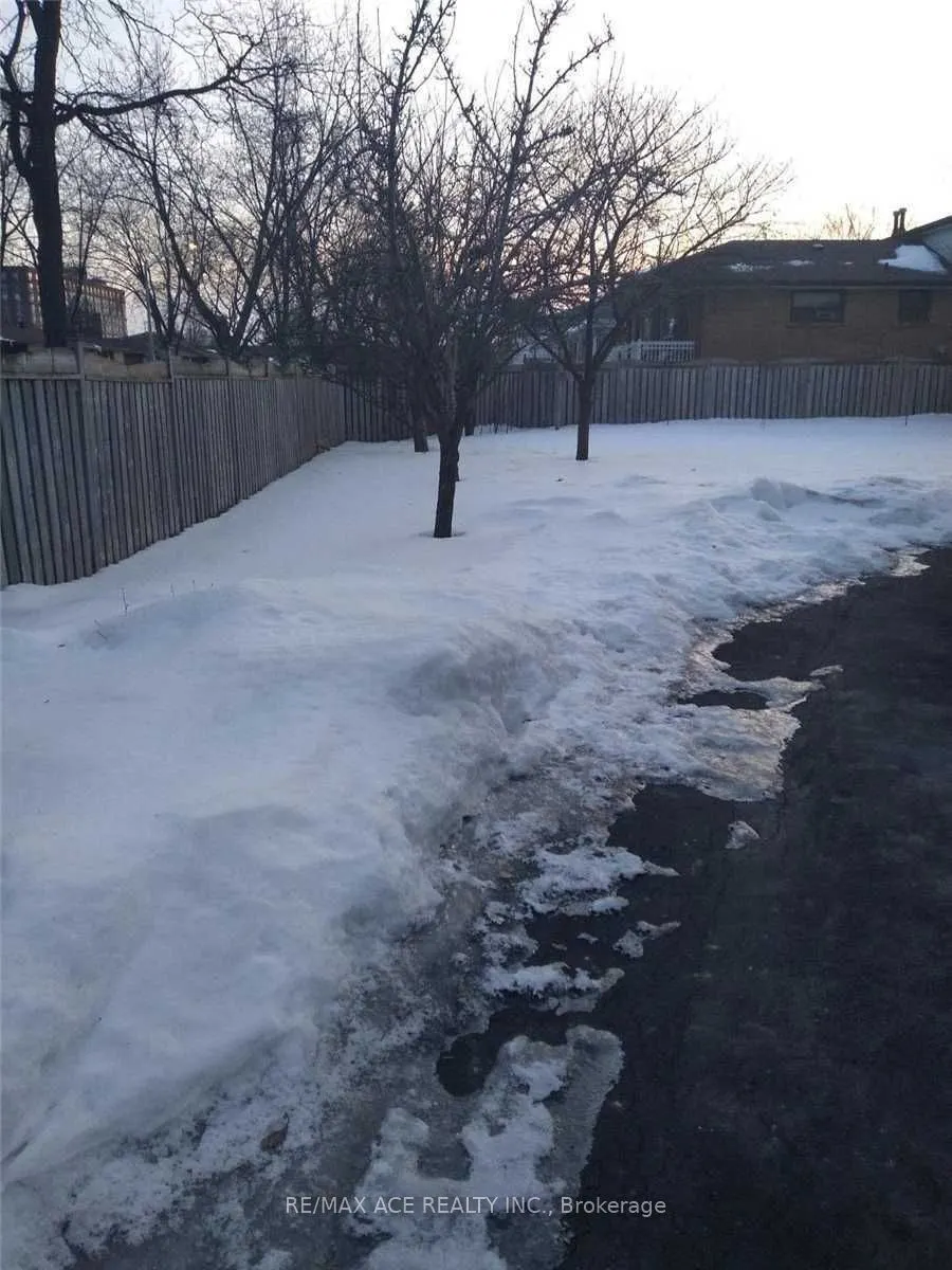 7022 Chigwel Court, #Main