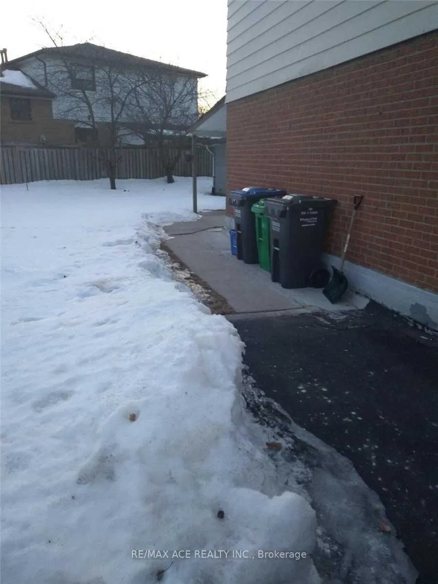 7022 Chigwel Court, #Main