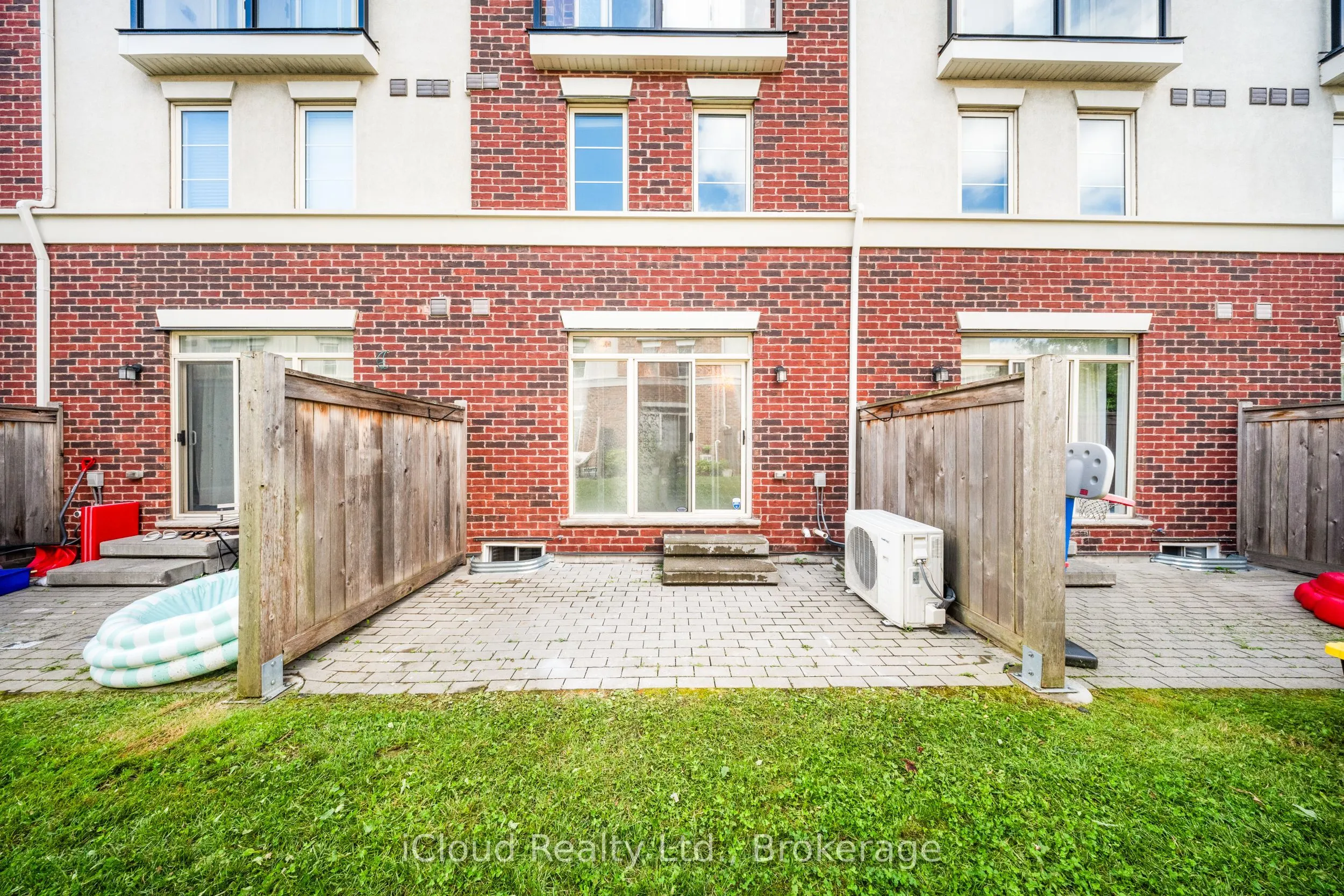 636 Evans Avenue, #5