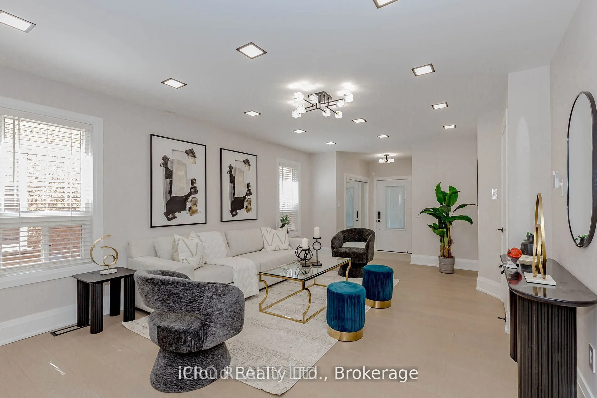 5696 Margarita Crescent