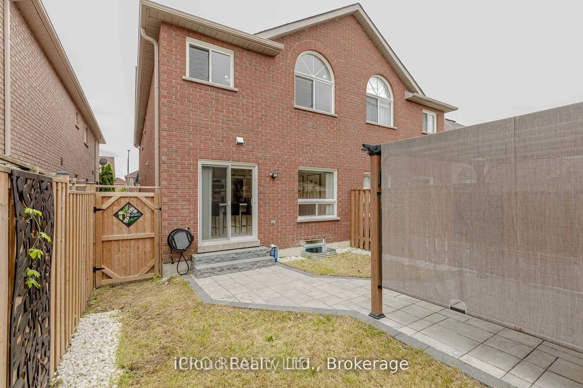 5696 Margarita Crescent