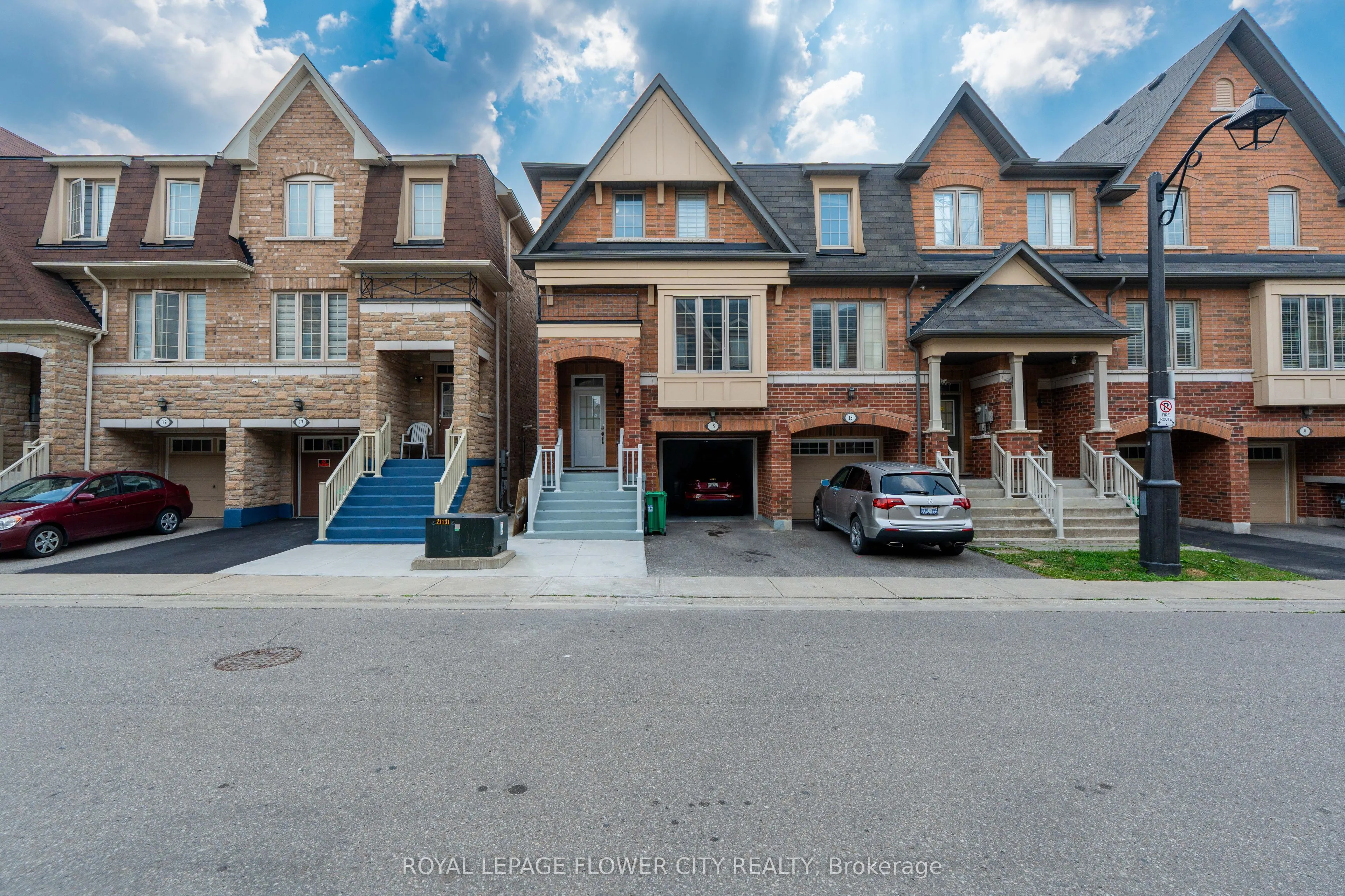 15 Sea Drifter Crescent