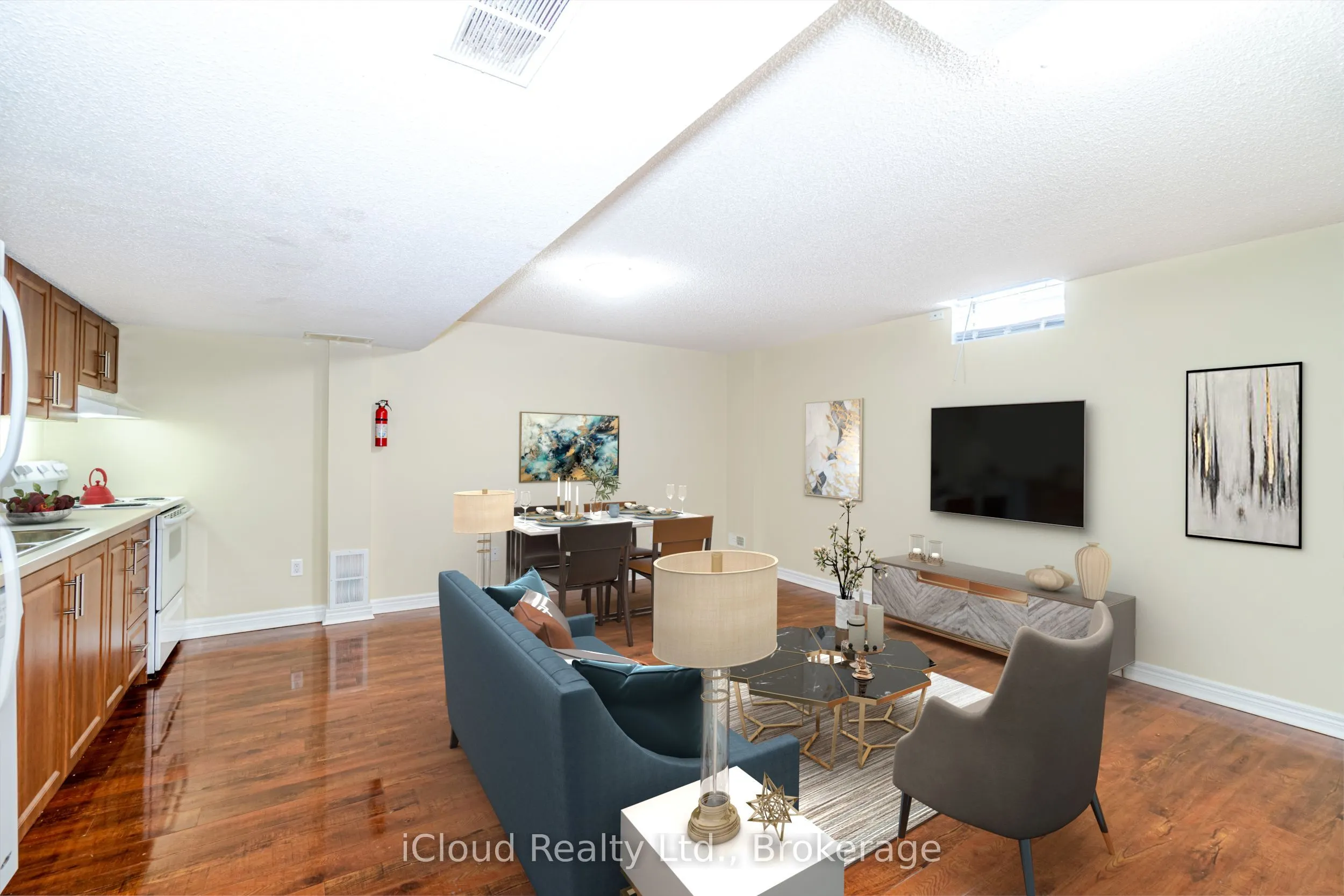 8 Poplar Plains Road, #LOWER