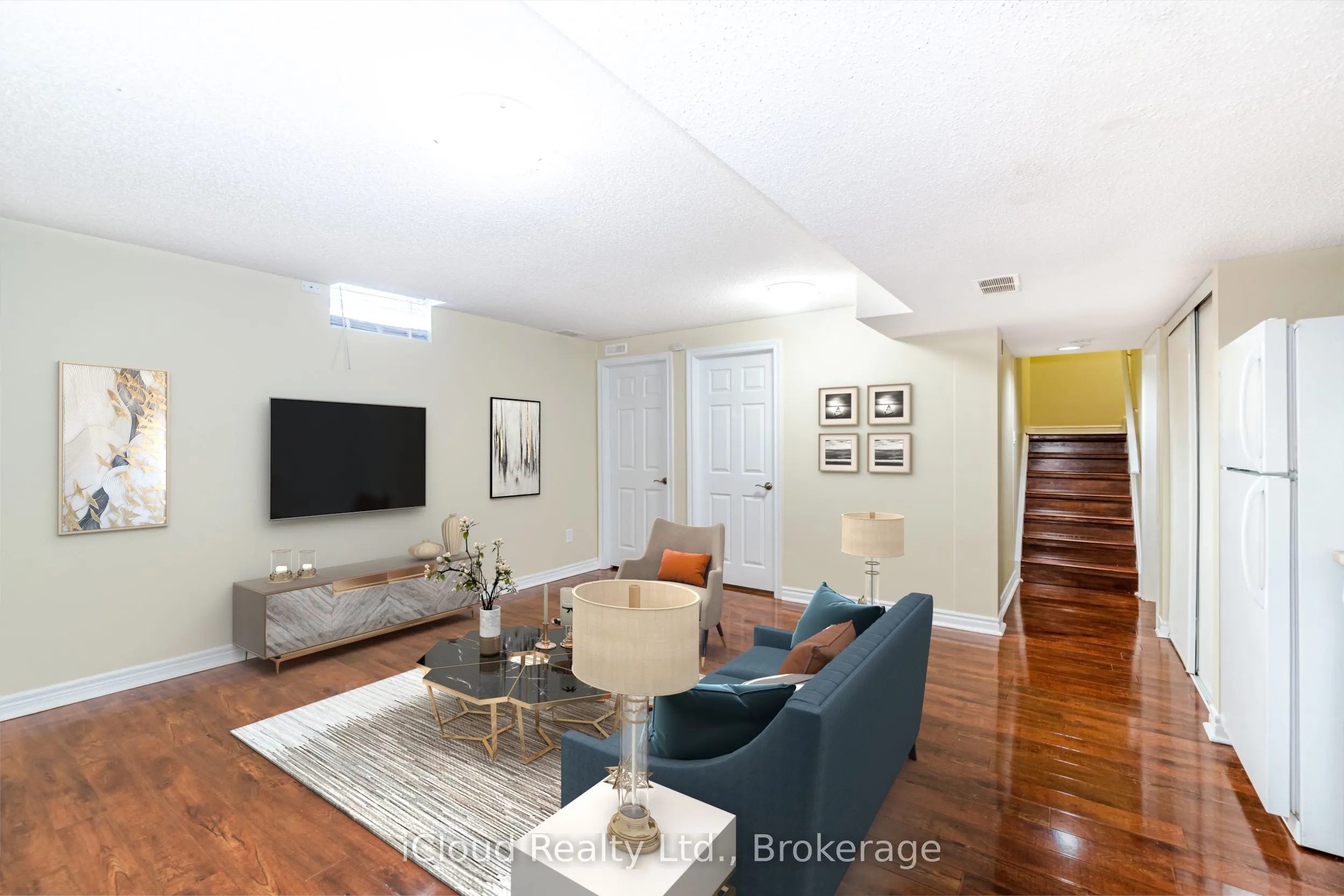 8 Poplar Plains Road, #LOWER
