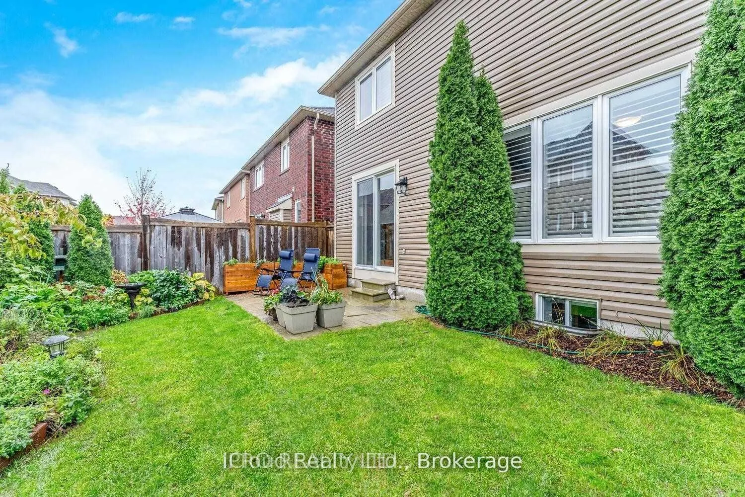 883 Pickersgill Crescent
