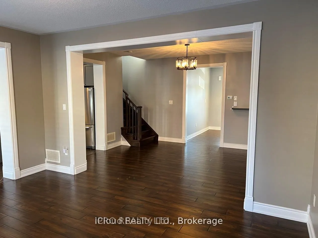 883 Pickersgill Crescent