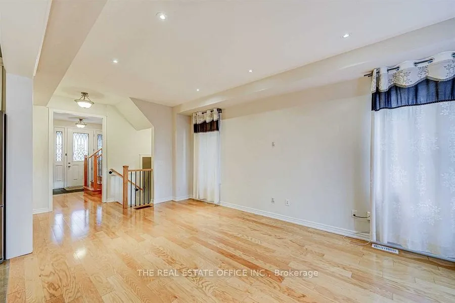 3286 Robert Brown Boulevard
