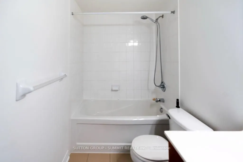 385 Prince of Wales Drive, #608