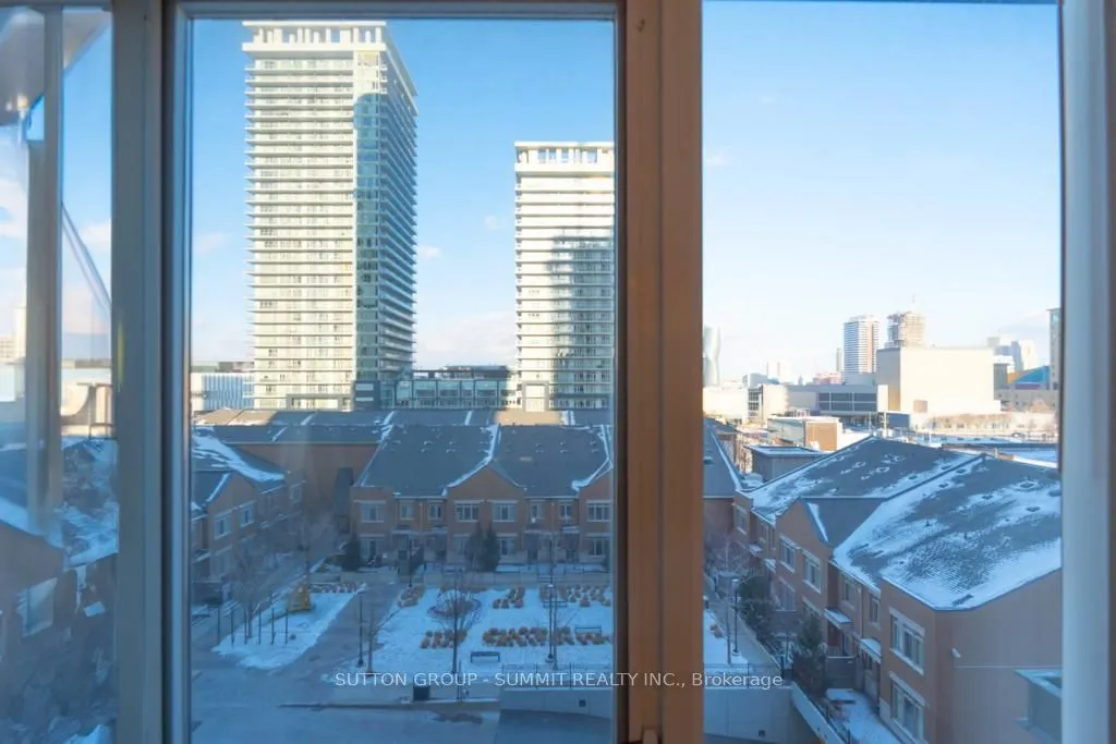 385 Prince of Wales Drive, #608