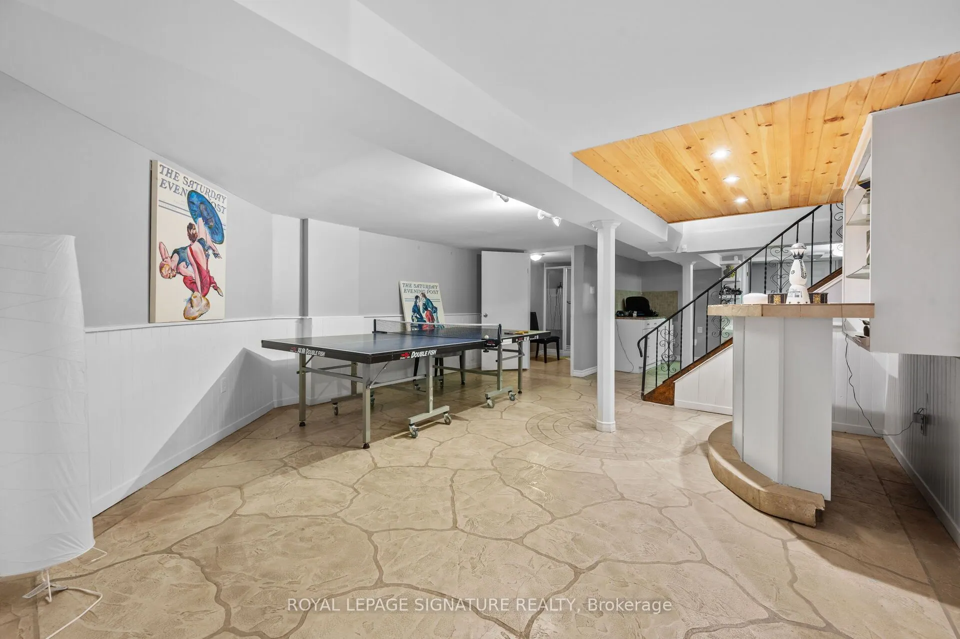 2234 Gordon Drive