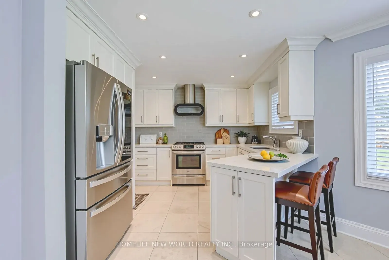 3957 Renfrew Crescent