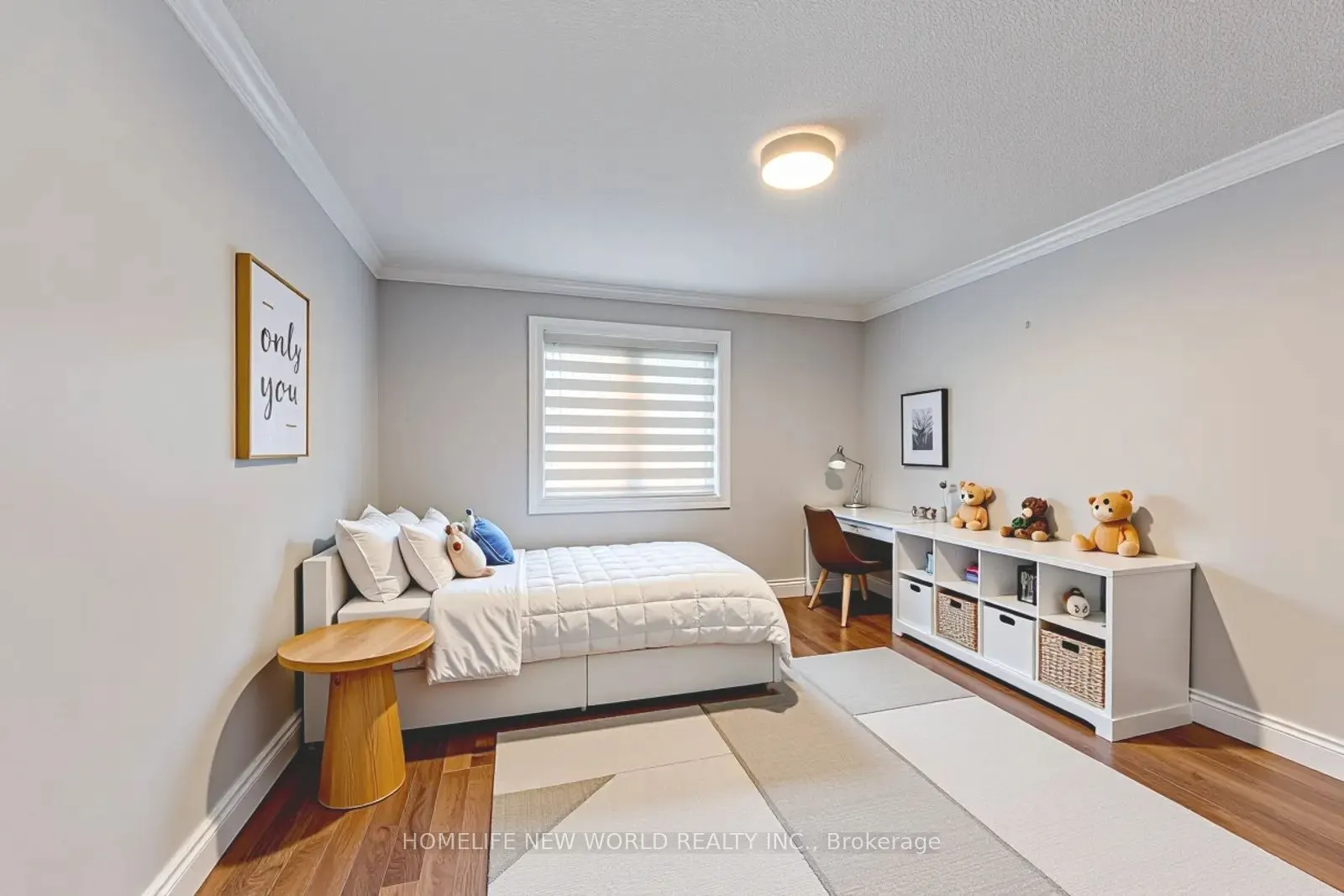 3957 Renfrew Crescent