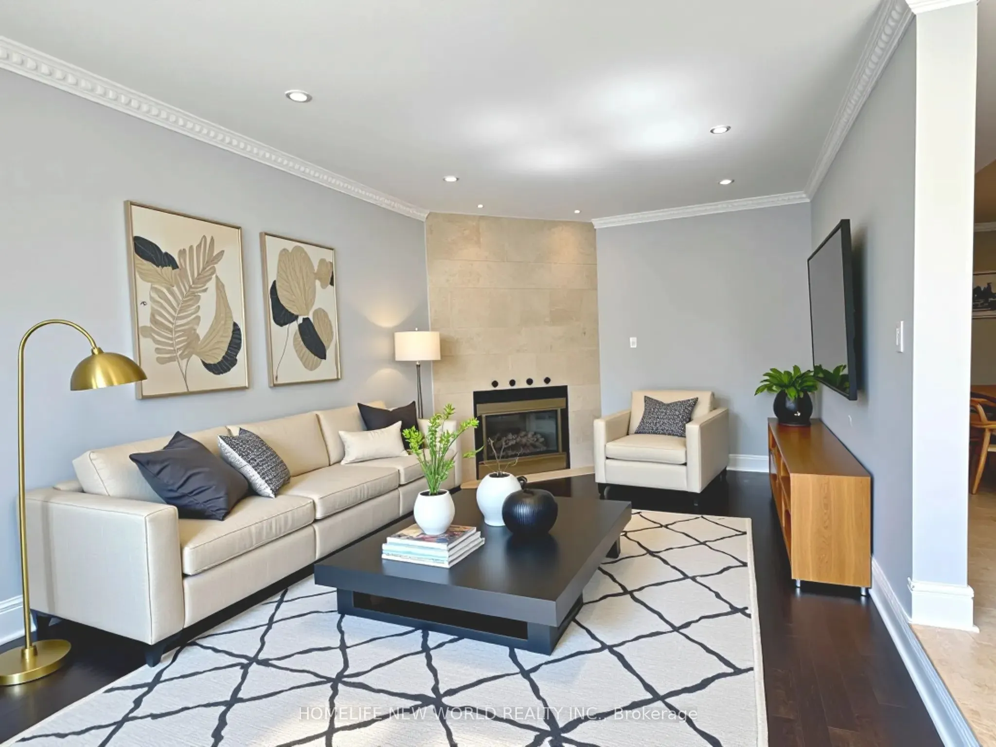 3957 Renfrew Crescent