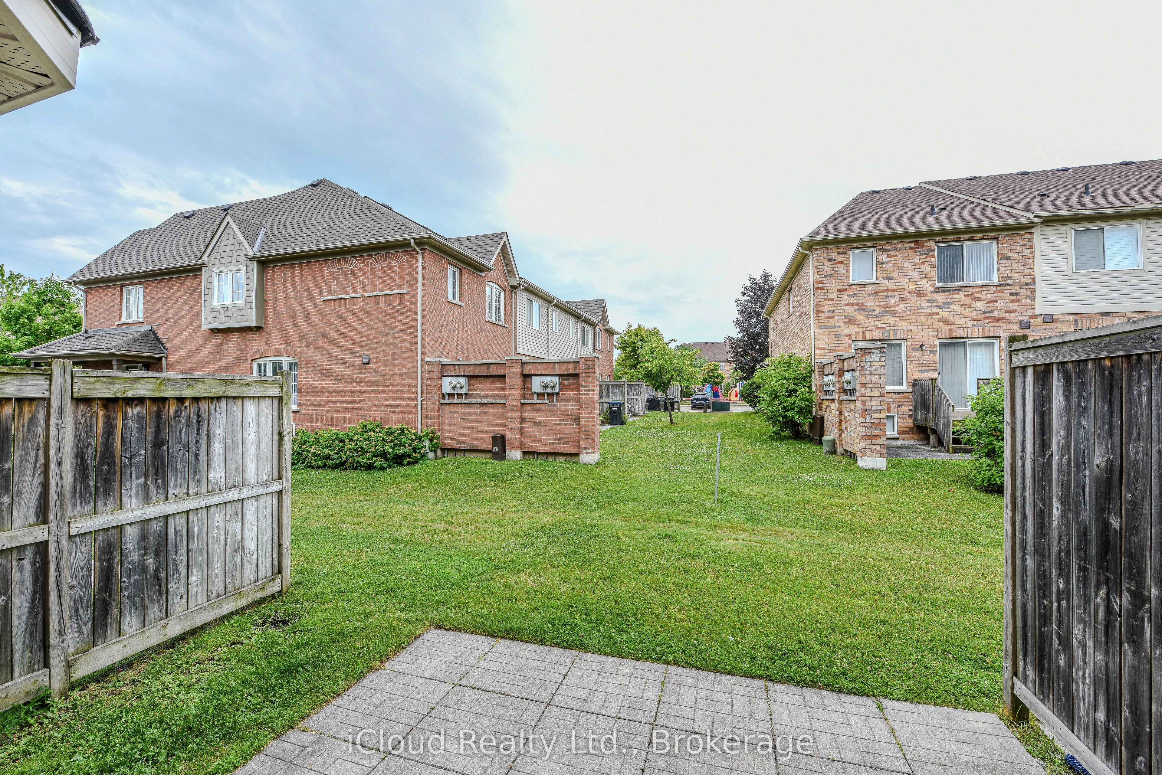 5255 Palmetto Place, #65