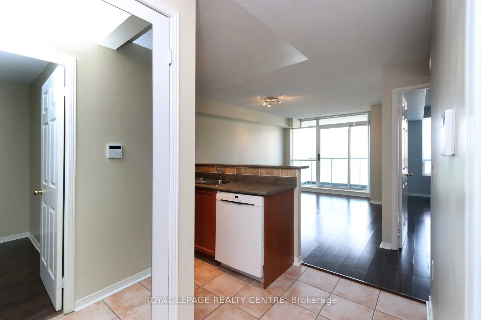 15 Michael Power Place, #1604