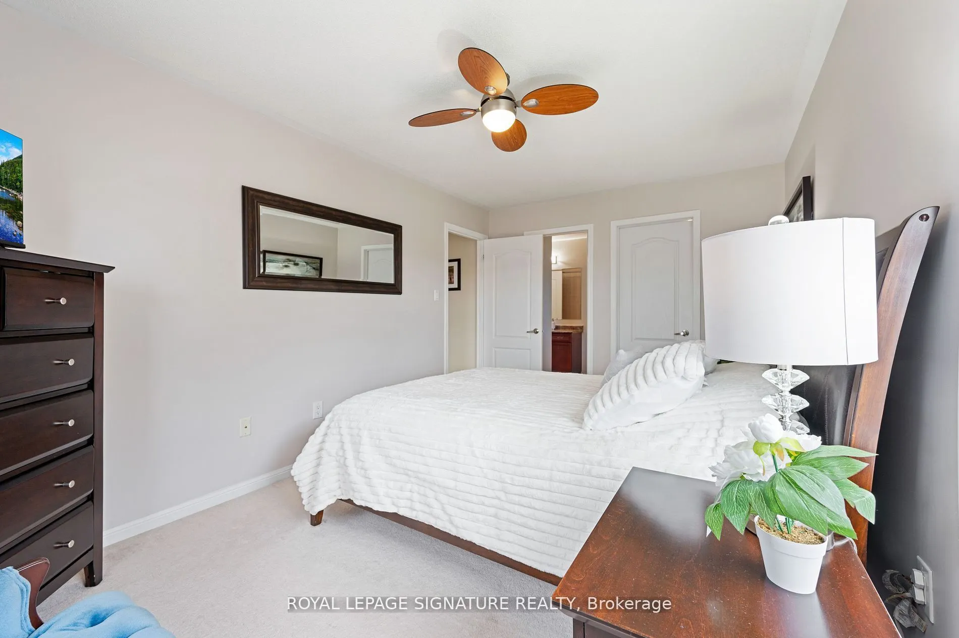 798 Shortreed Crescent