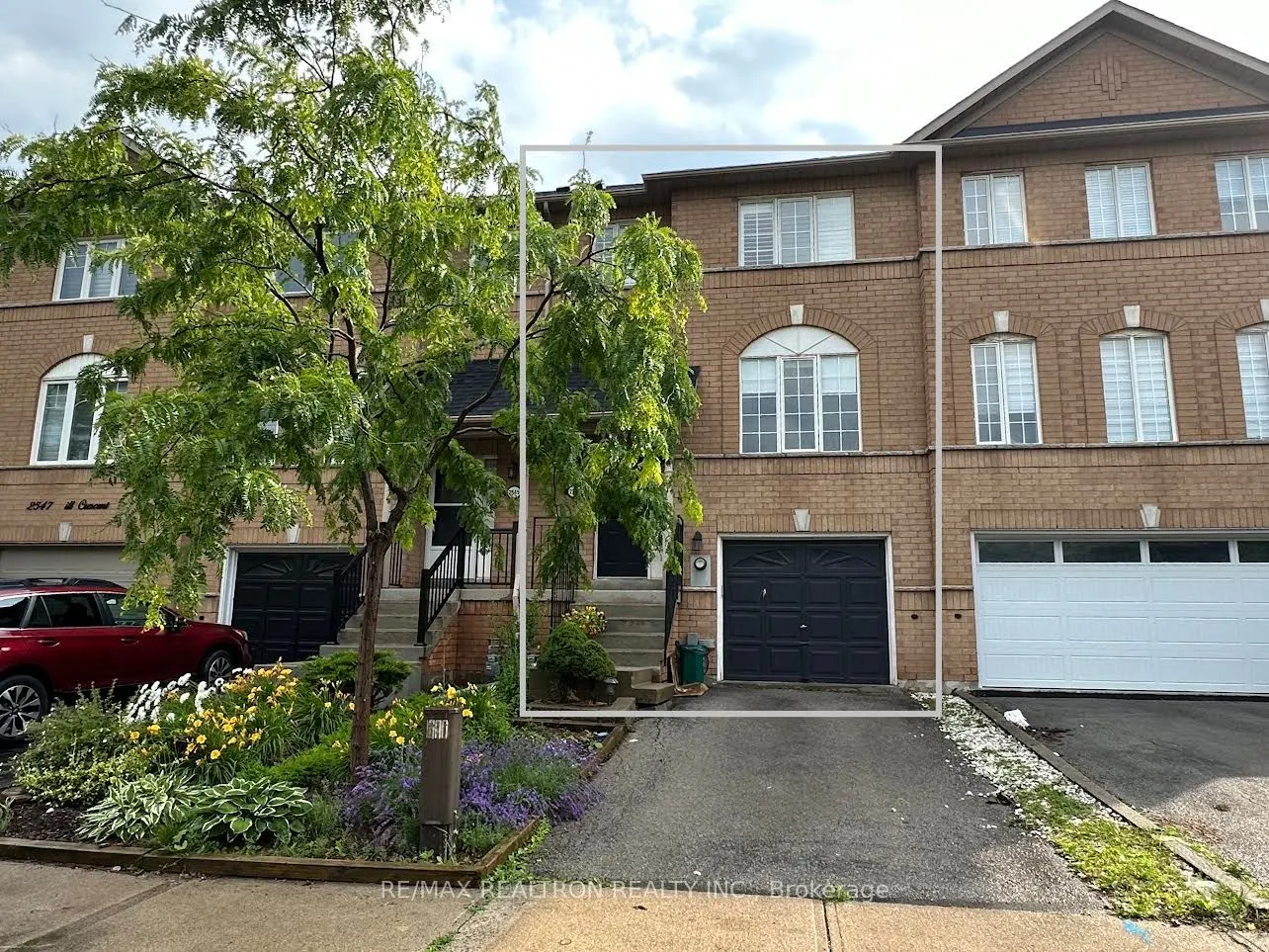 2543 Gill Crescent