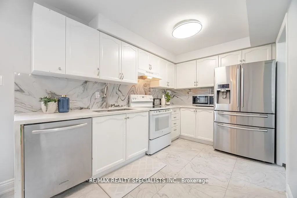 44 Deforest Drive