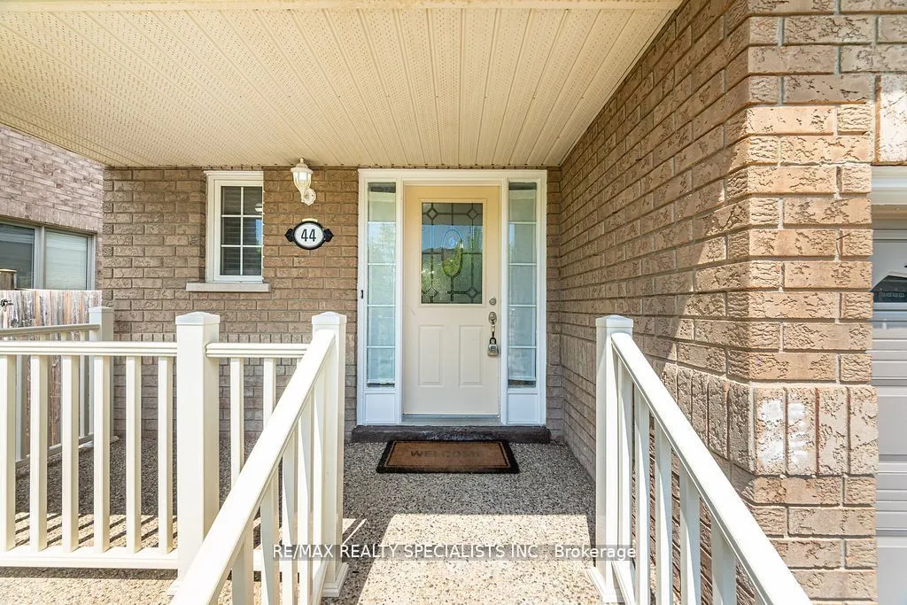 44 Deforest Drive
