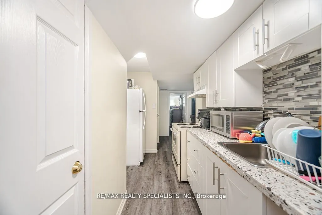 44 Deforest Drive