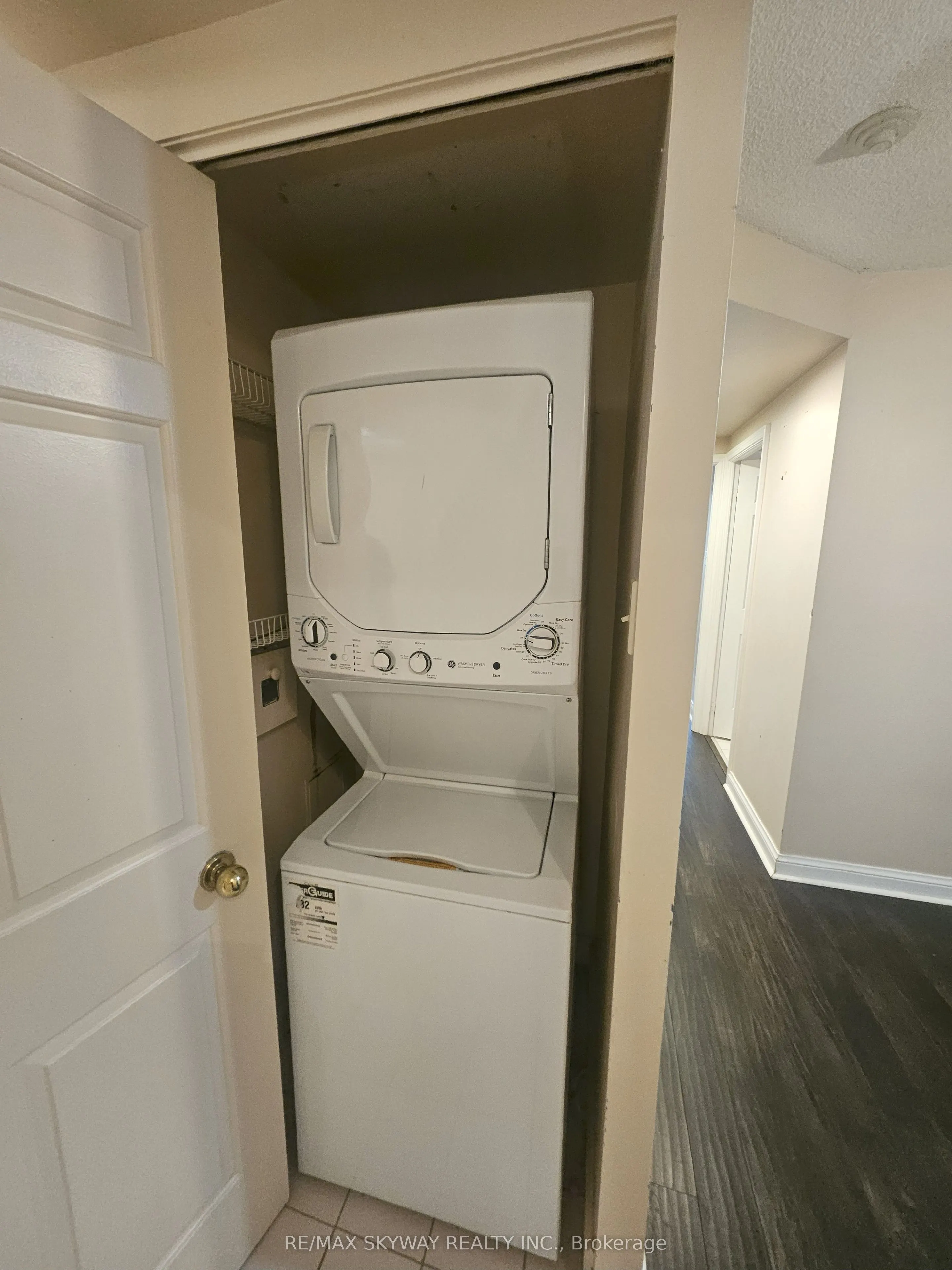 24 Hanover Road, #205