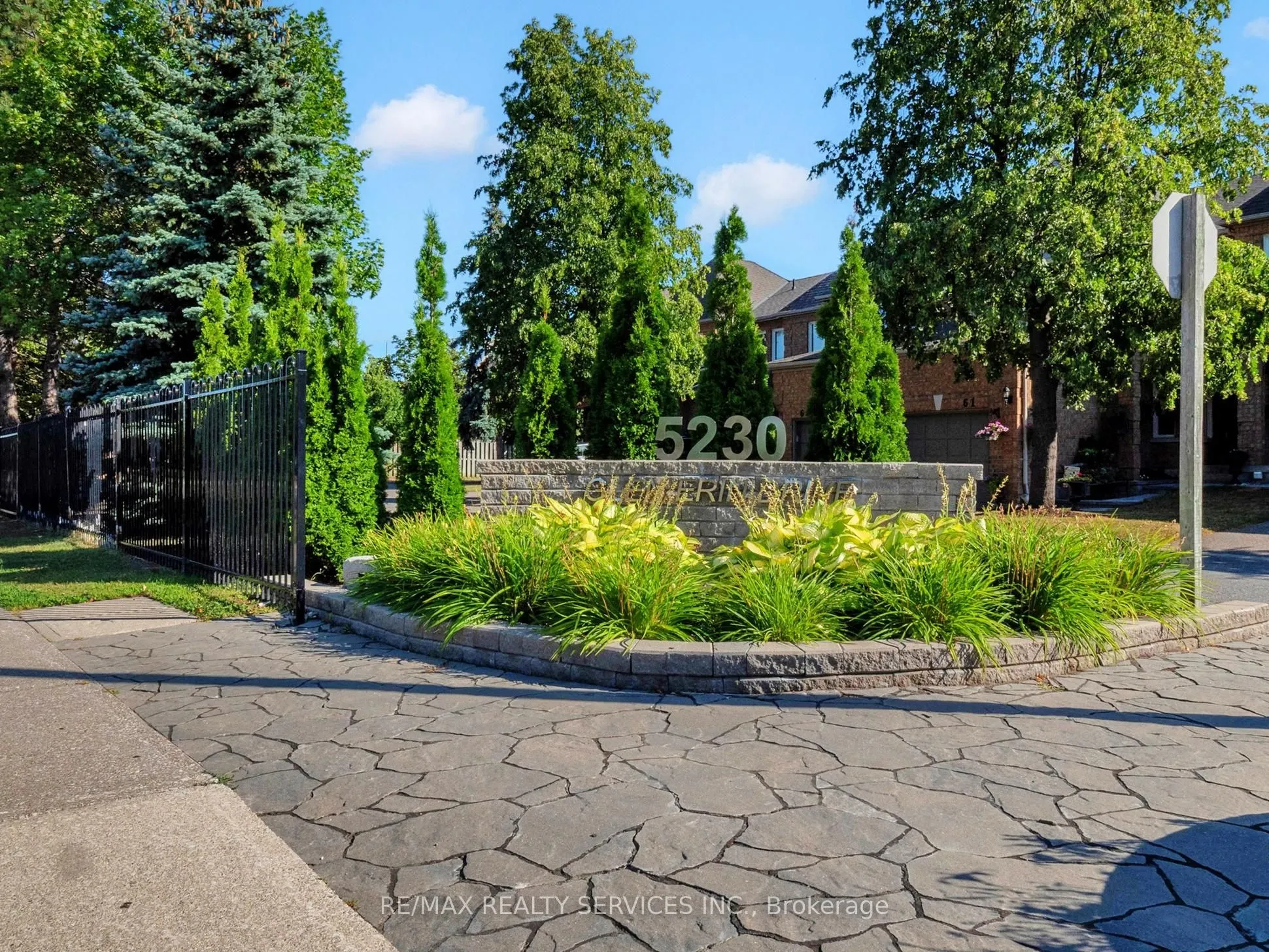 5230 Glen Erin Drive, #96