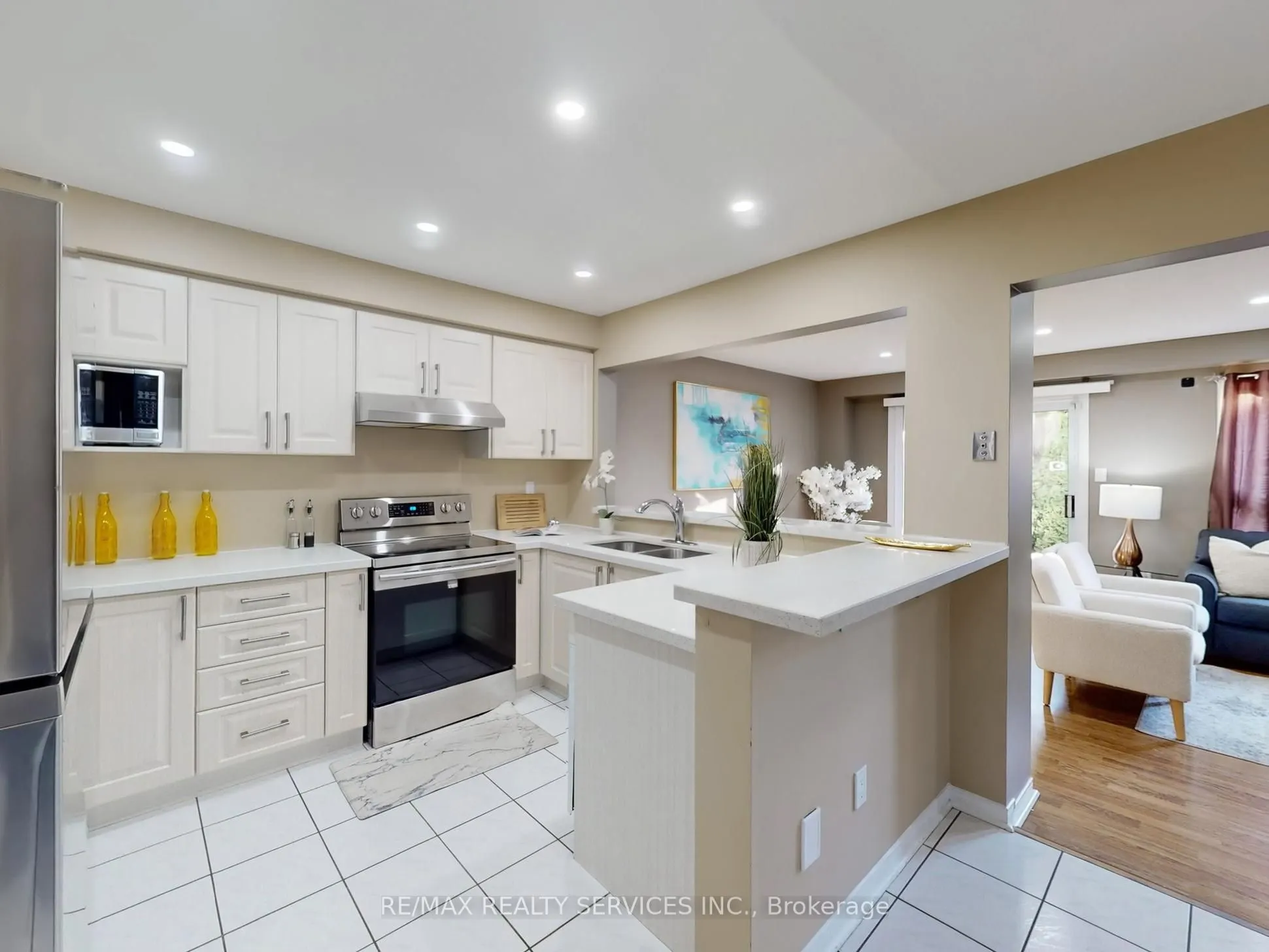 5230 Glen Erin Drive, #96