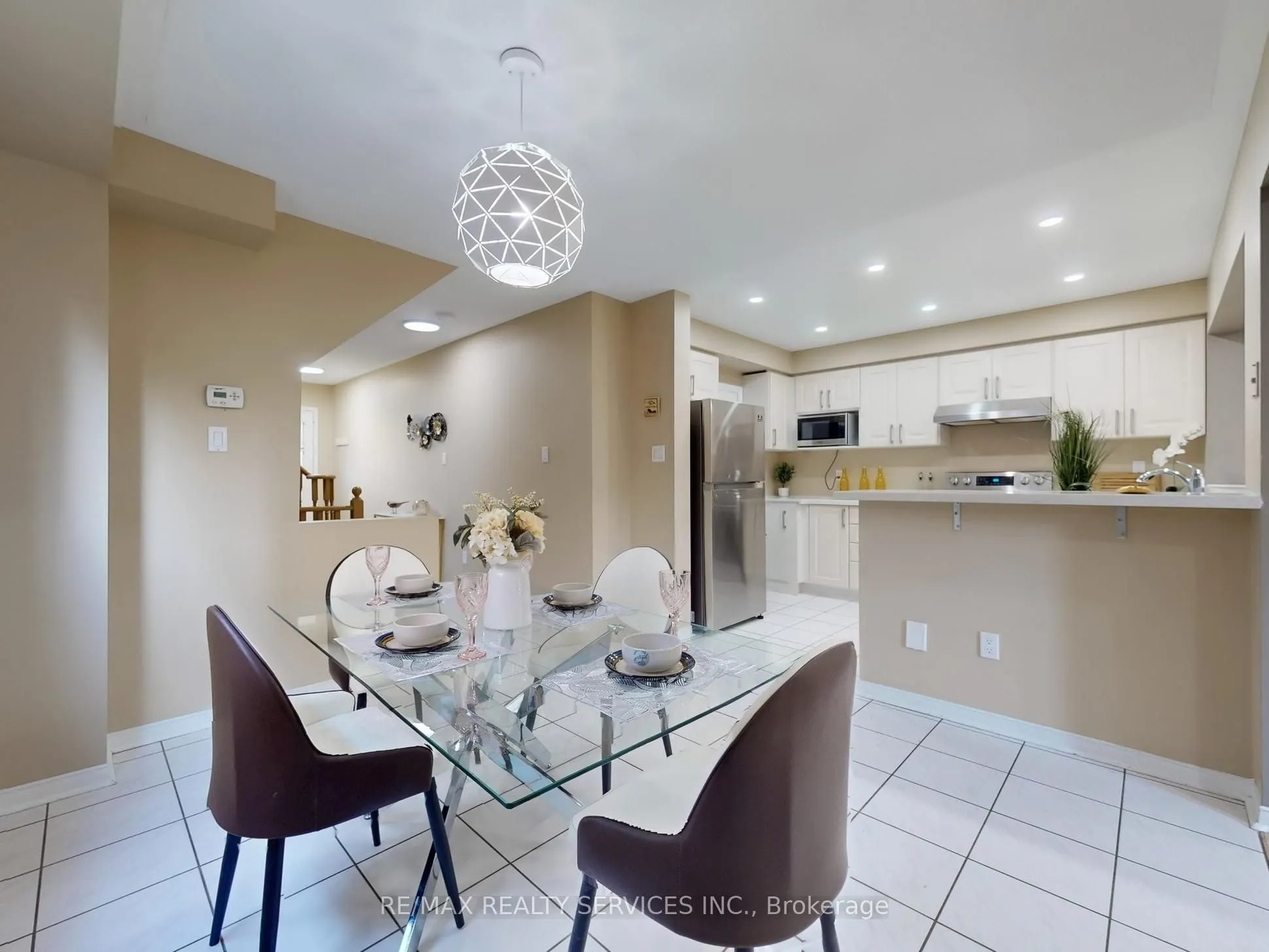 5230 Glen Erin Drive, #96