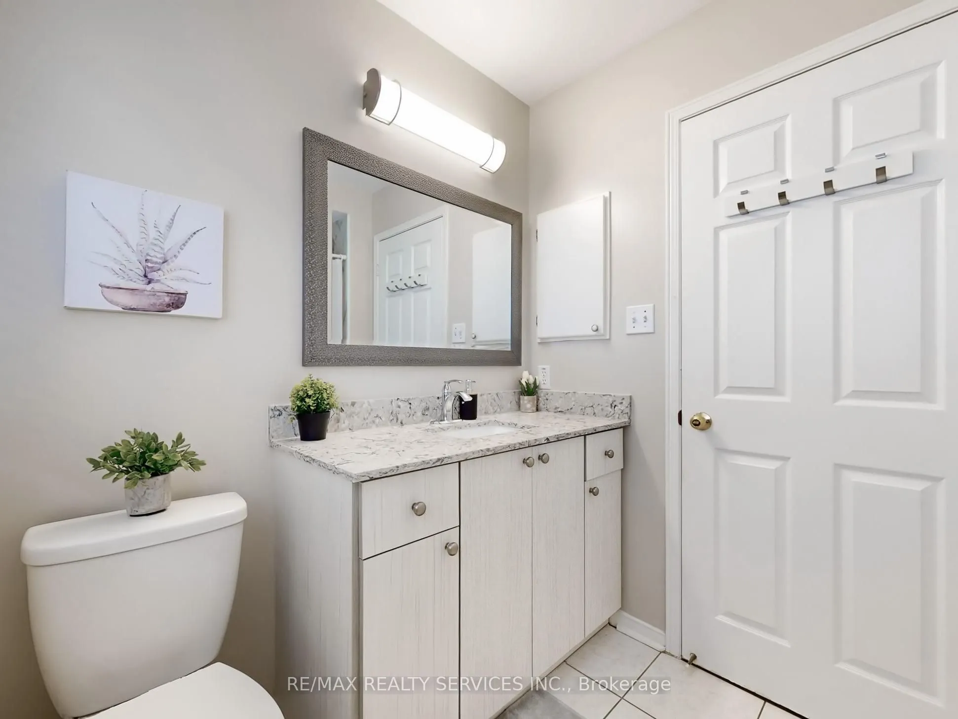 5230 Glen Erin Drive, #96