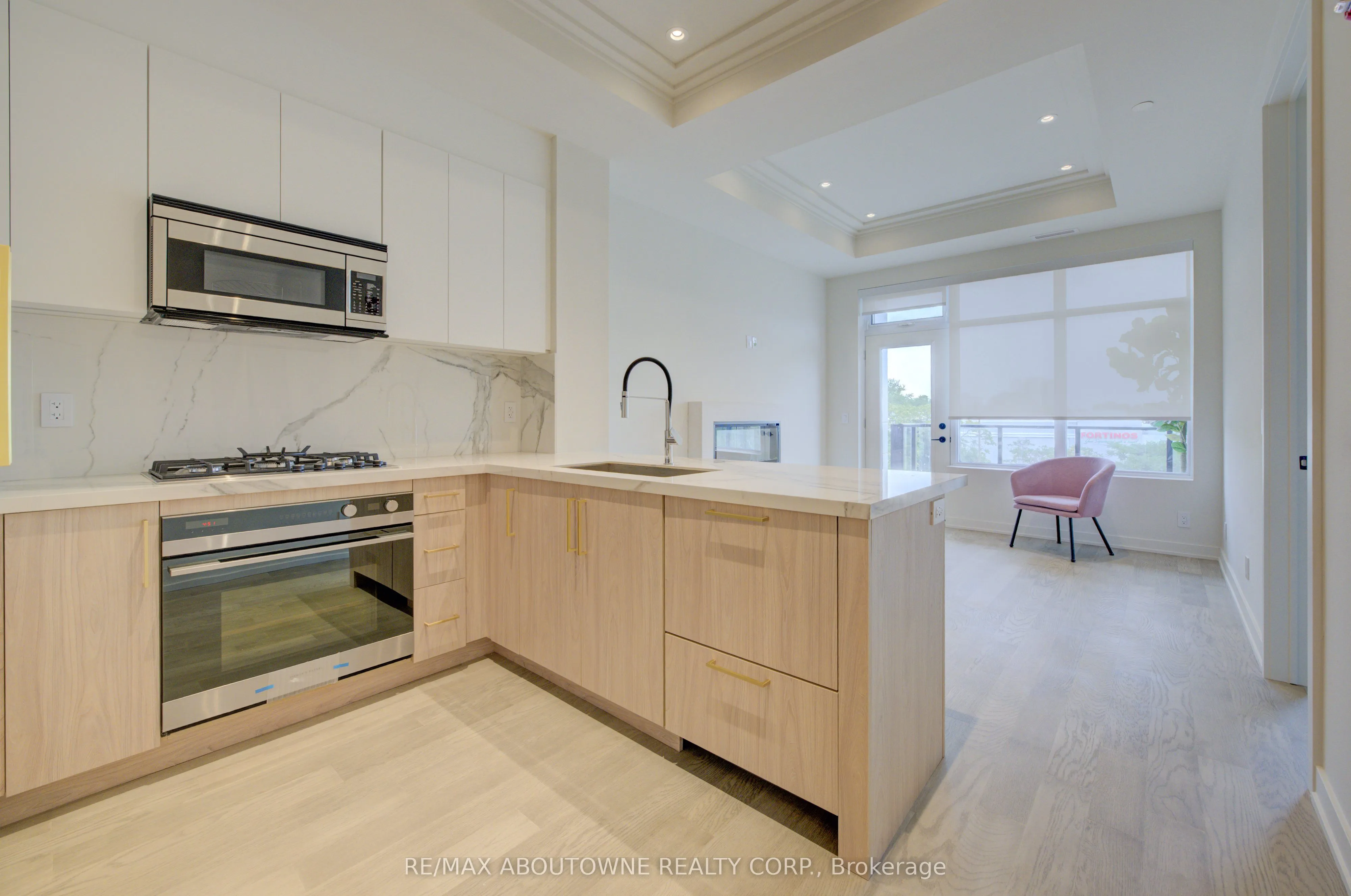 123 MAURICE Drive, #314