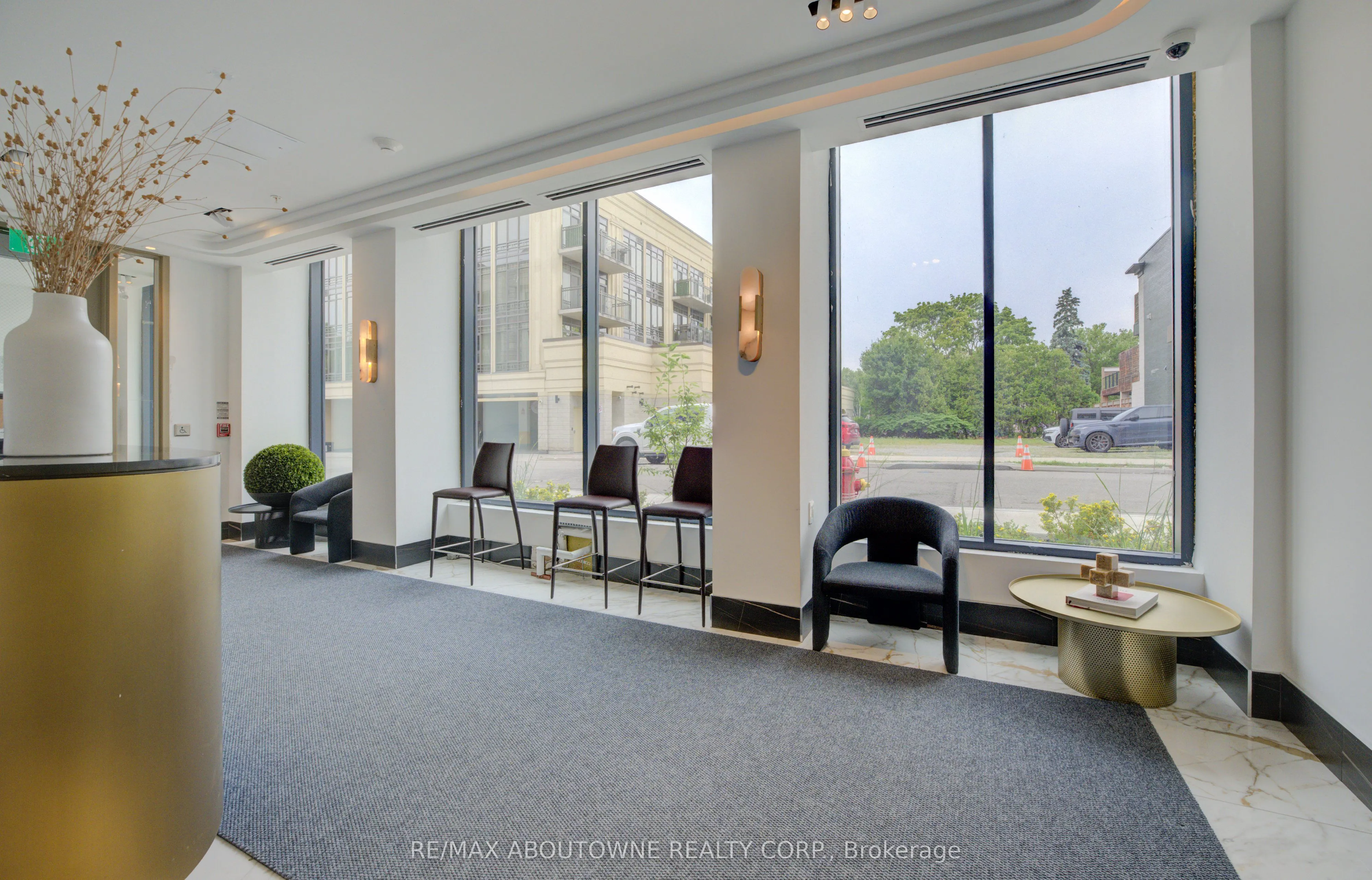 123 MAURICE Drive, #314
