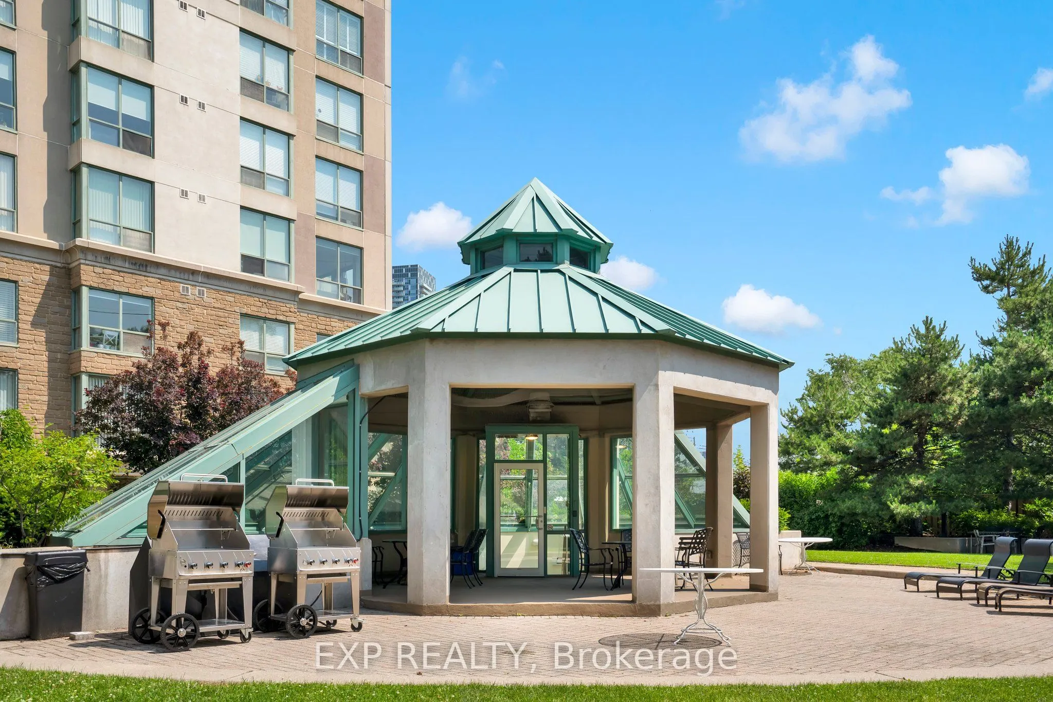 101 Subway Crescent, #1001