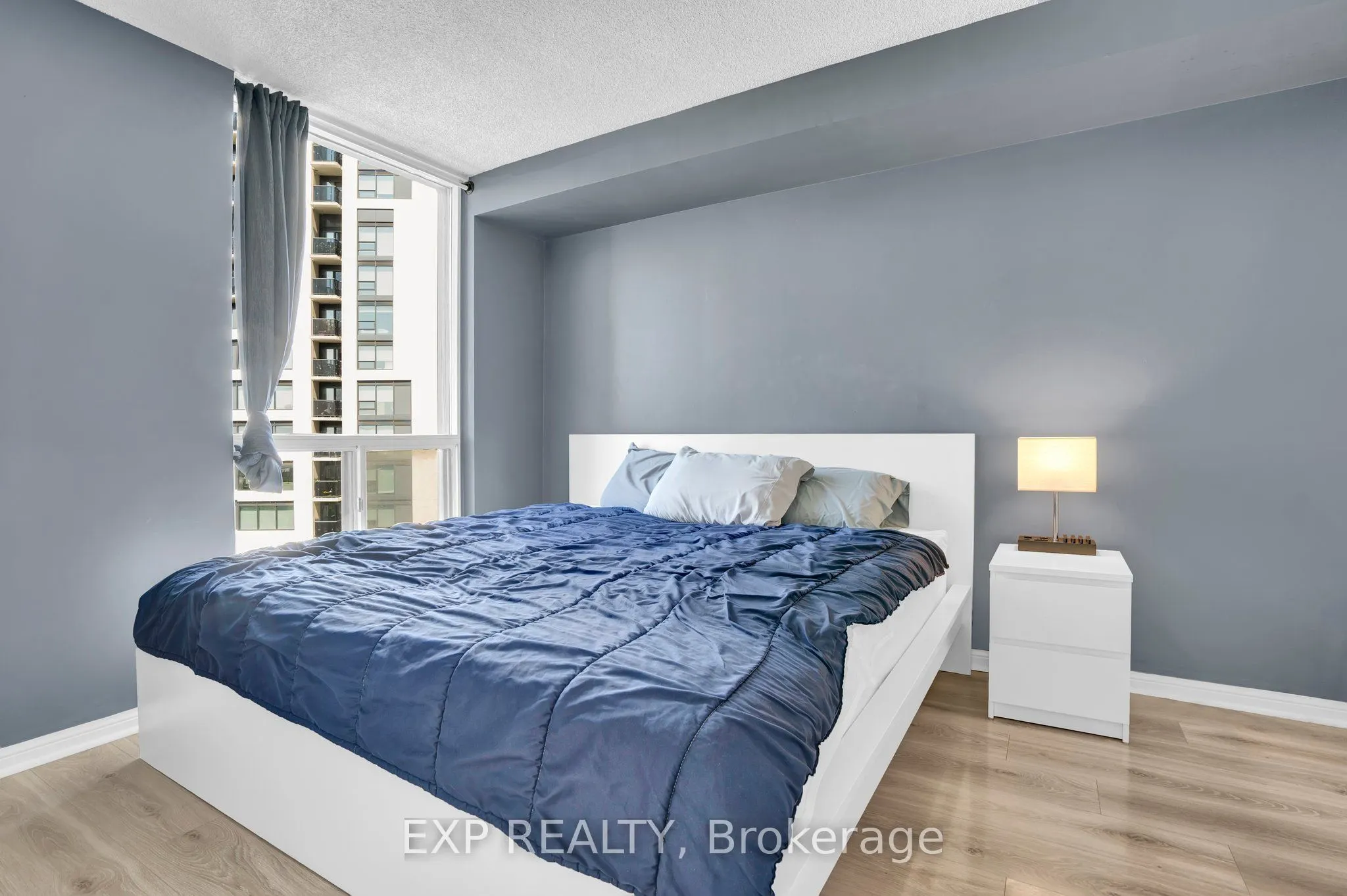 101 Subway Crescent, #1001