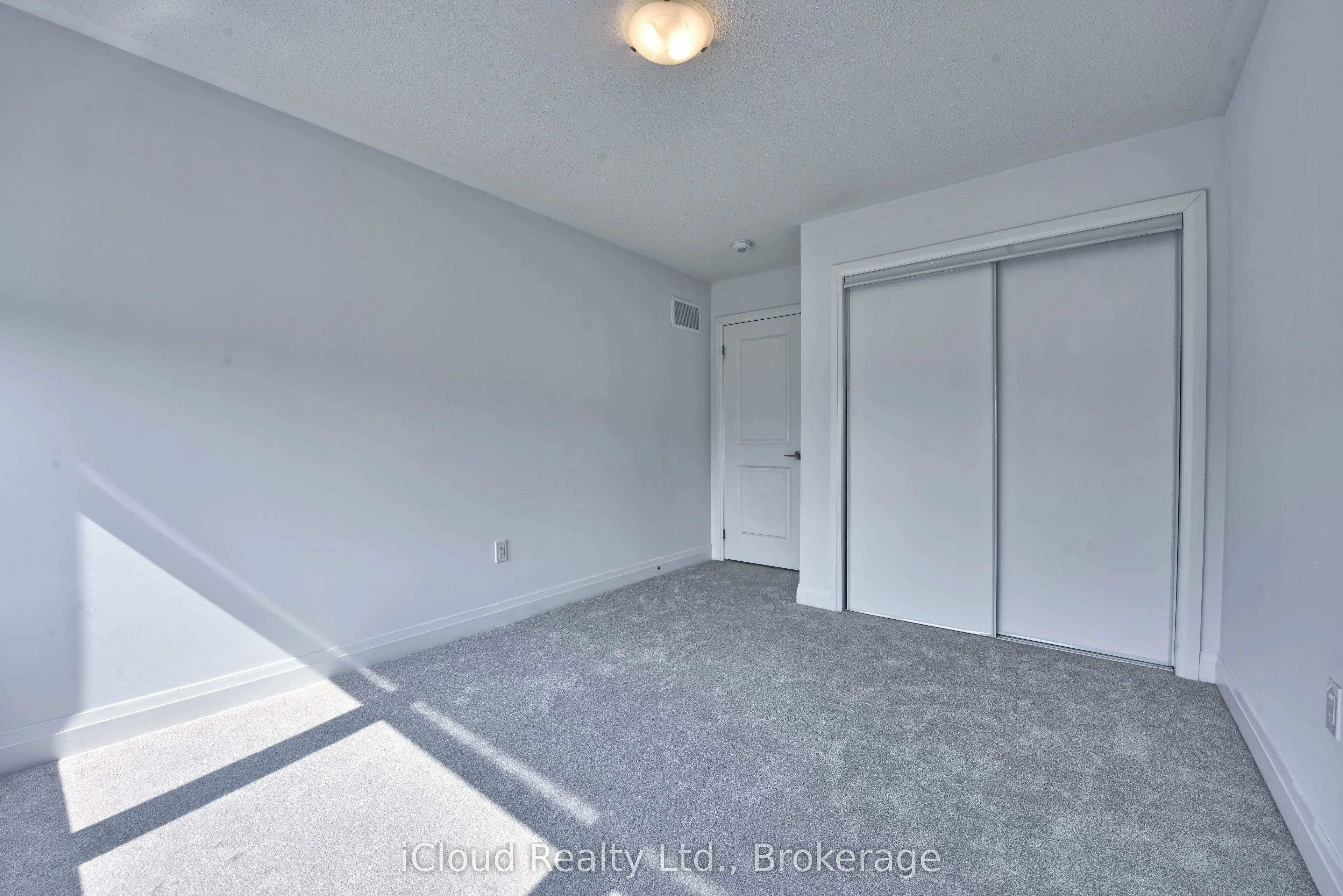 48 Windtree Way