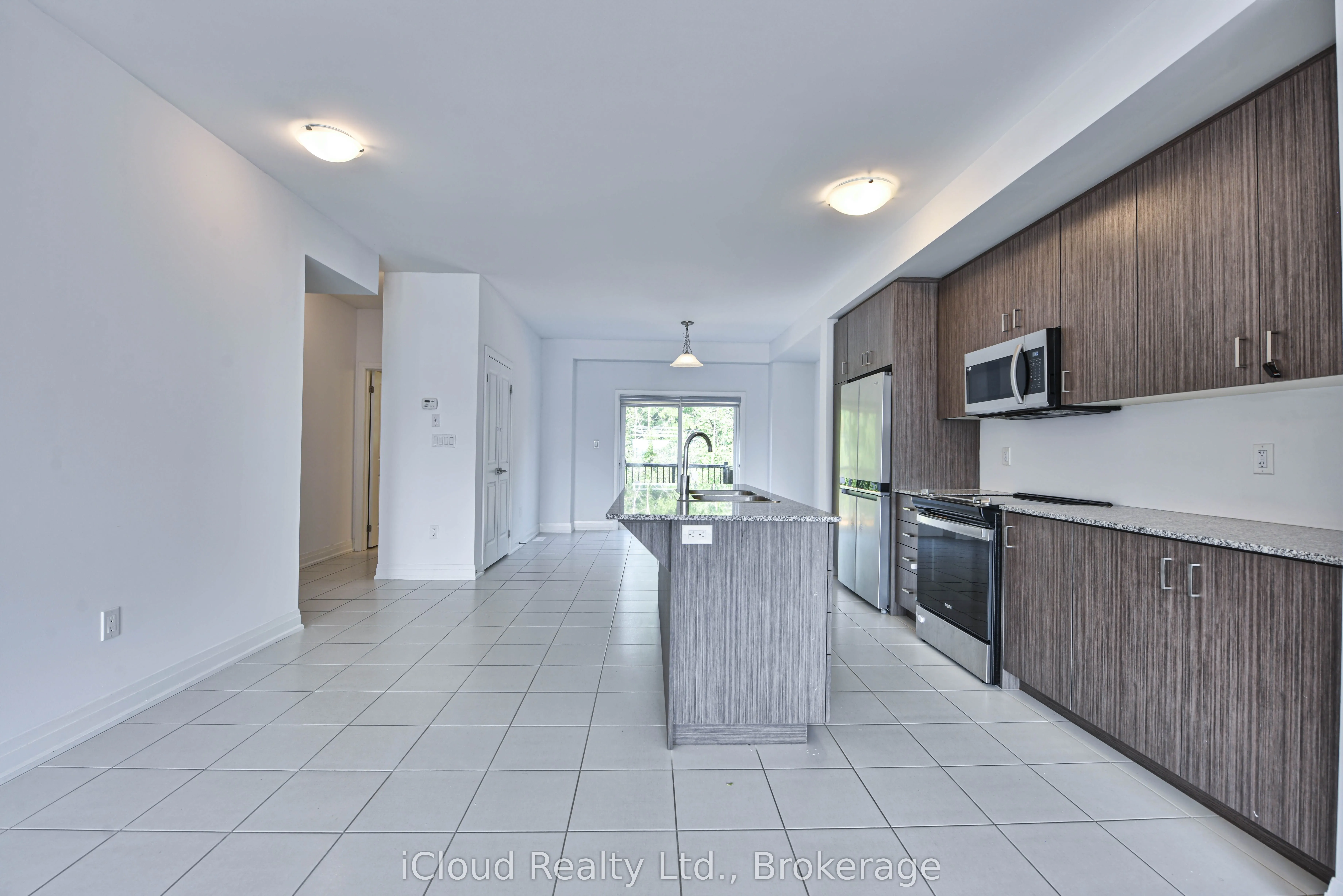 48 Windtree Way