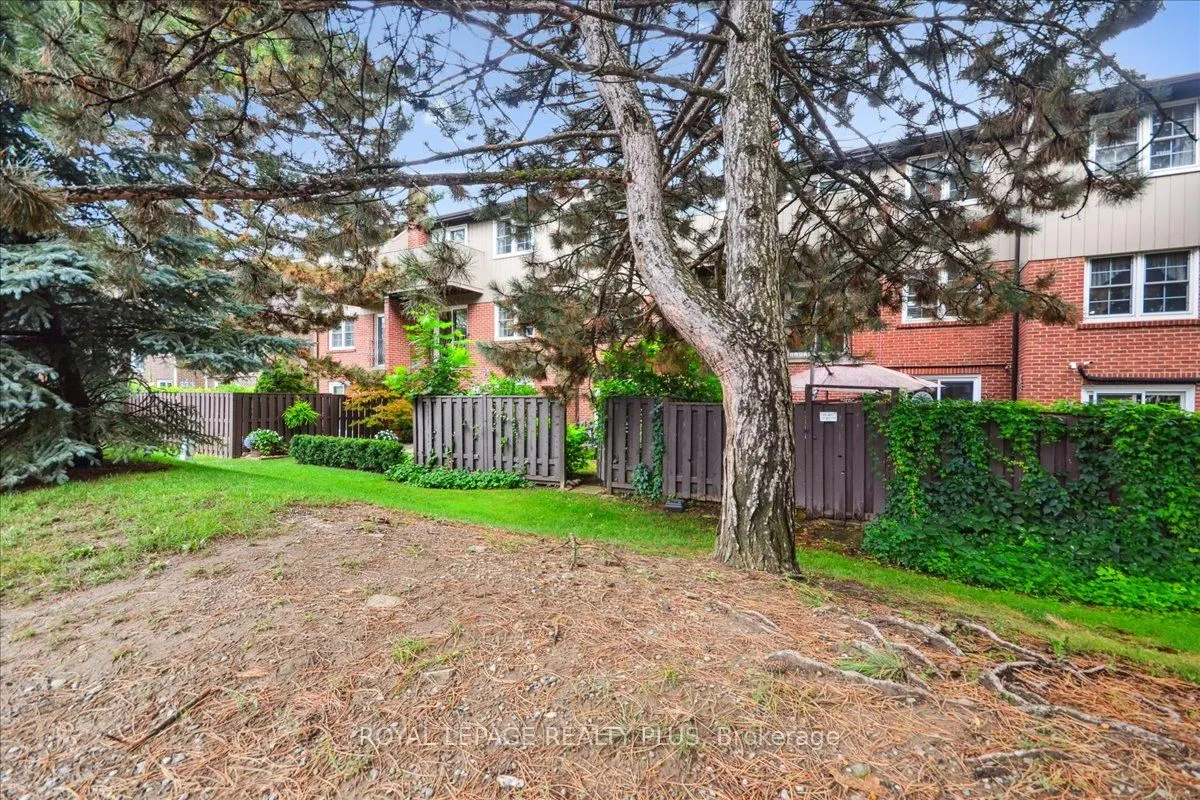 1951 Rathburn Road E, #103
