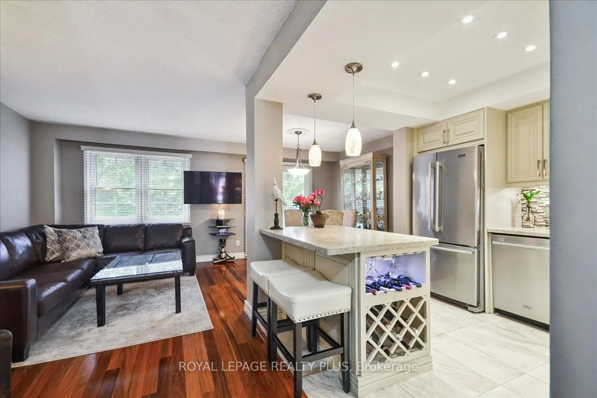 1951 Rathburn Road E, #103