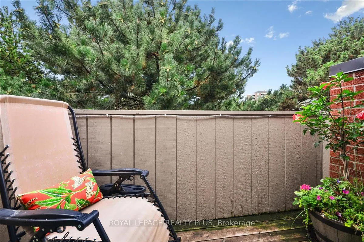 1951 Rathburn Road E, #103