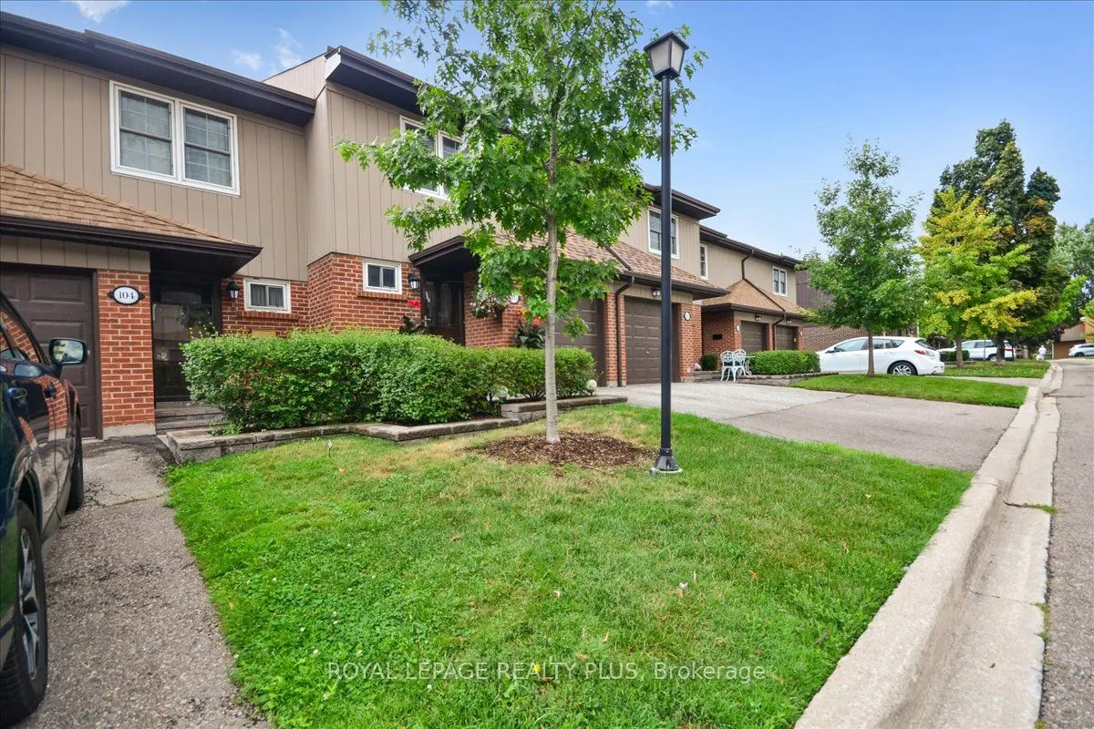 1951 Rathburn Road E, #103